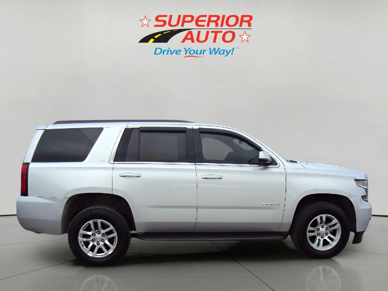 2015 Chevrolet Tahoe LT photo 4