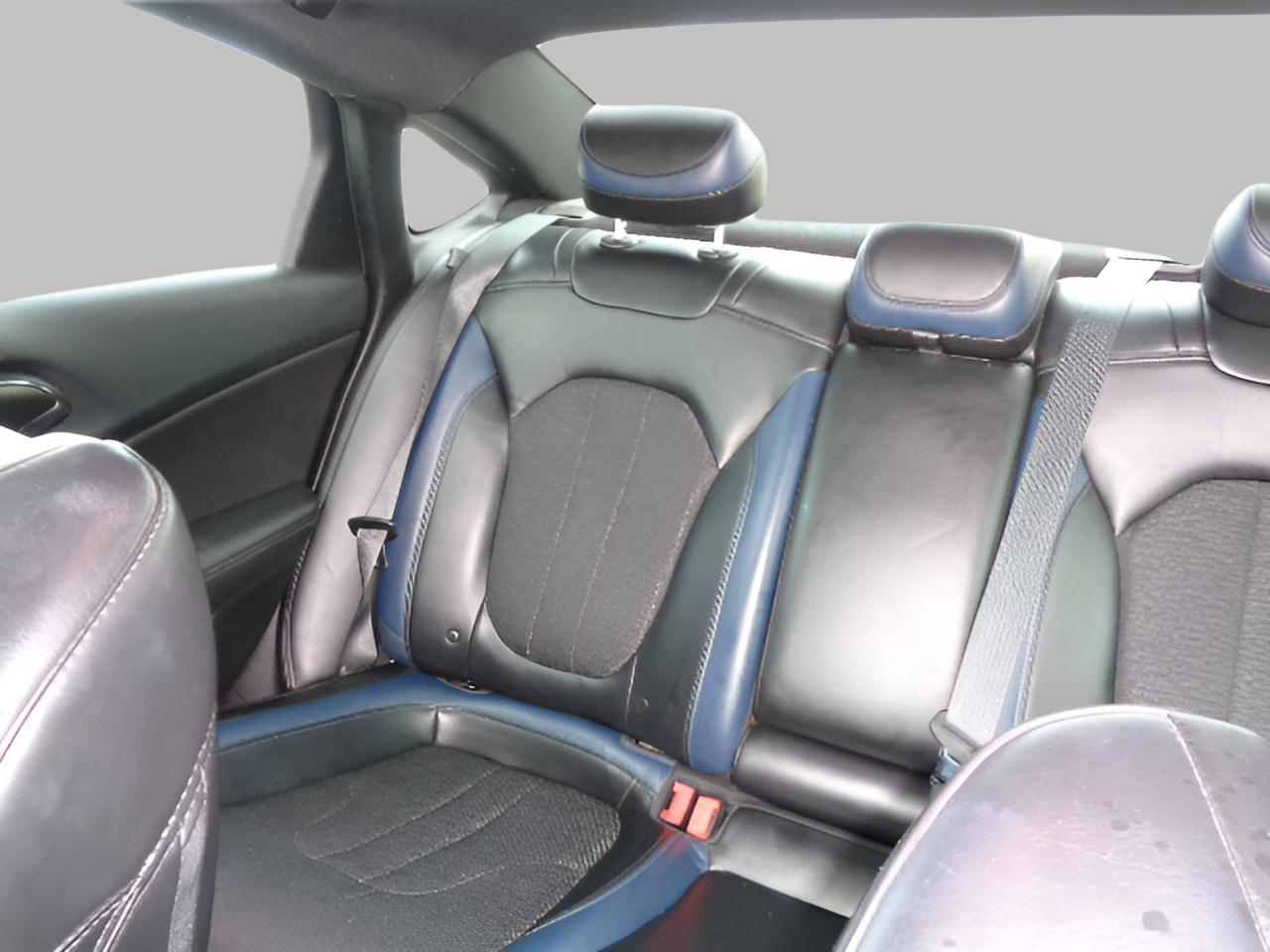 Chrysler 200