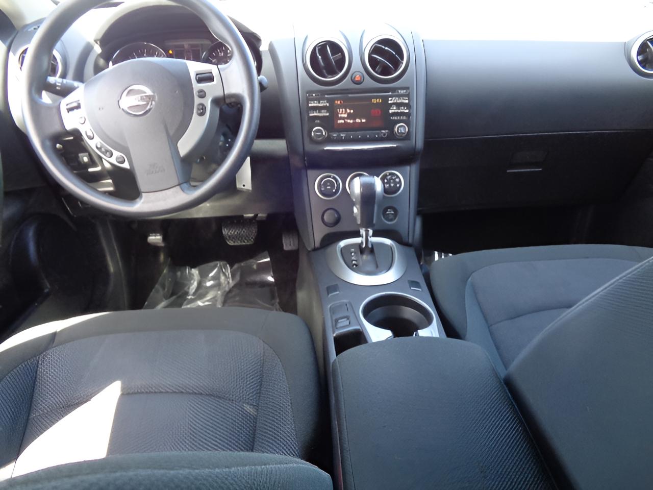 Nissan Rogue Select