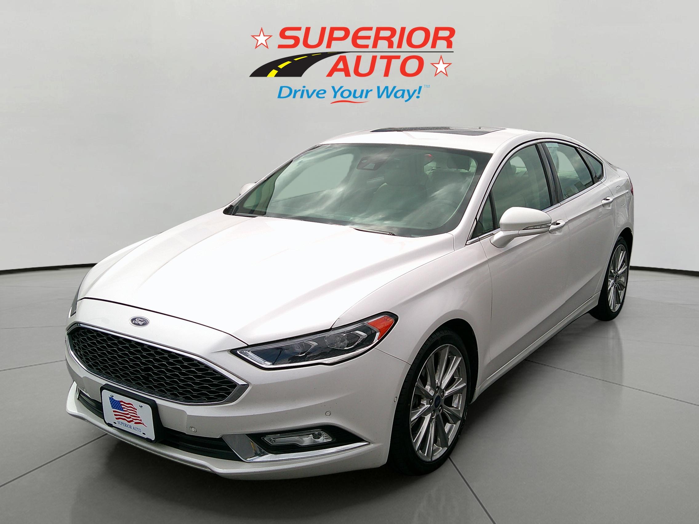 2017 Ford Fusion Platinum's photo