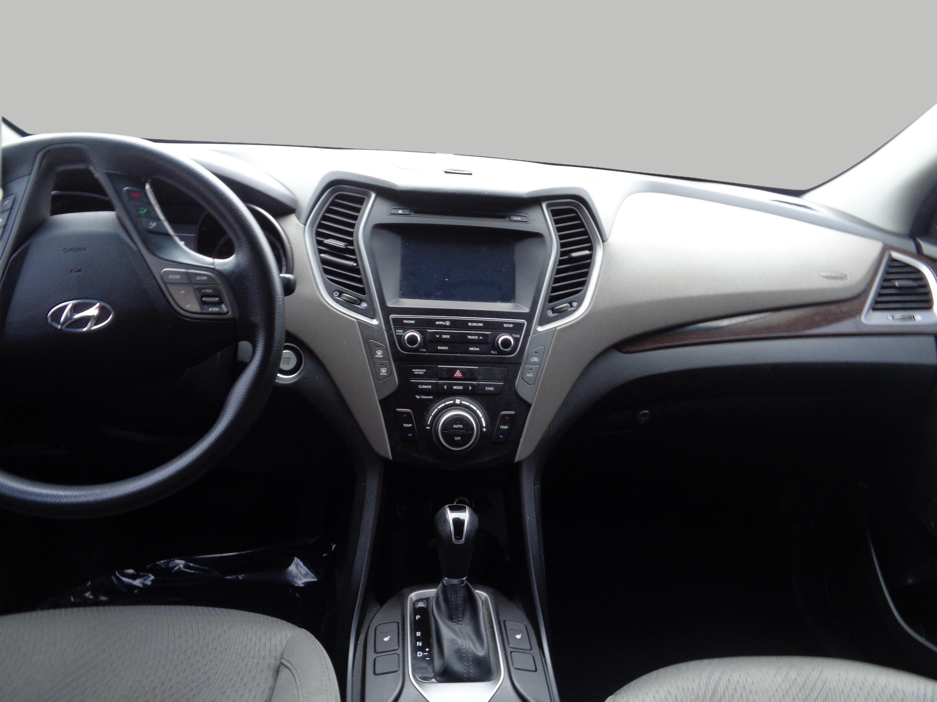 2018 Hyundai Santa Fe Sport photo 2