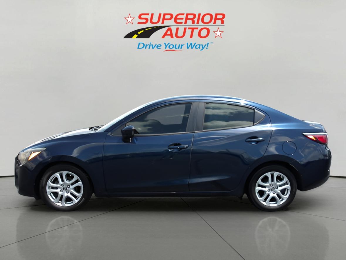 2016 Scion iA Base photo 3