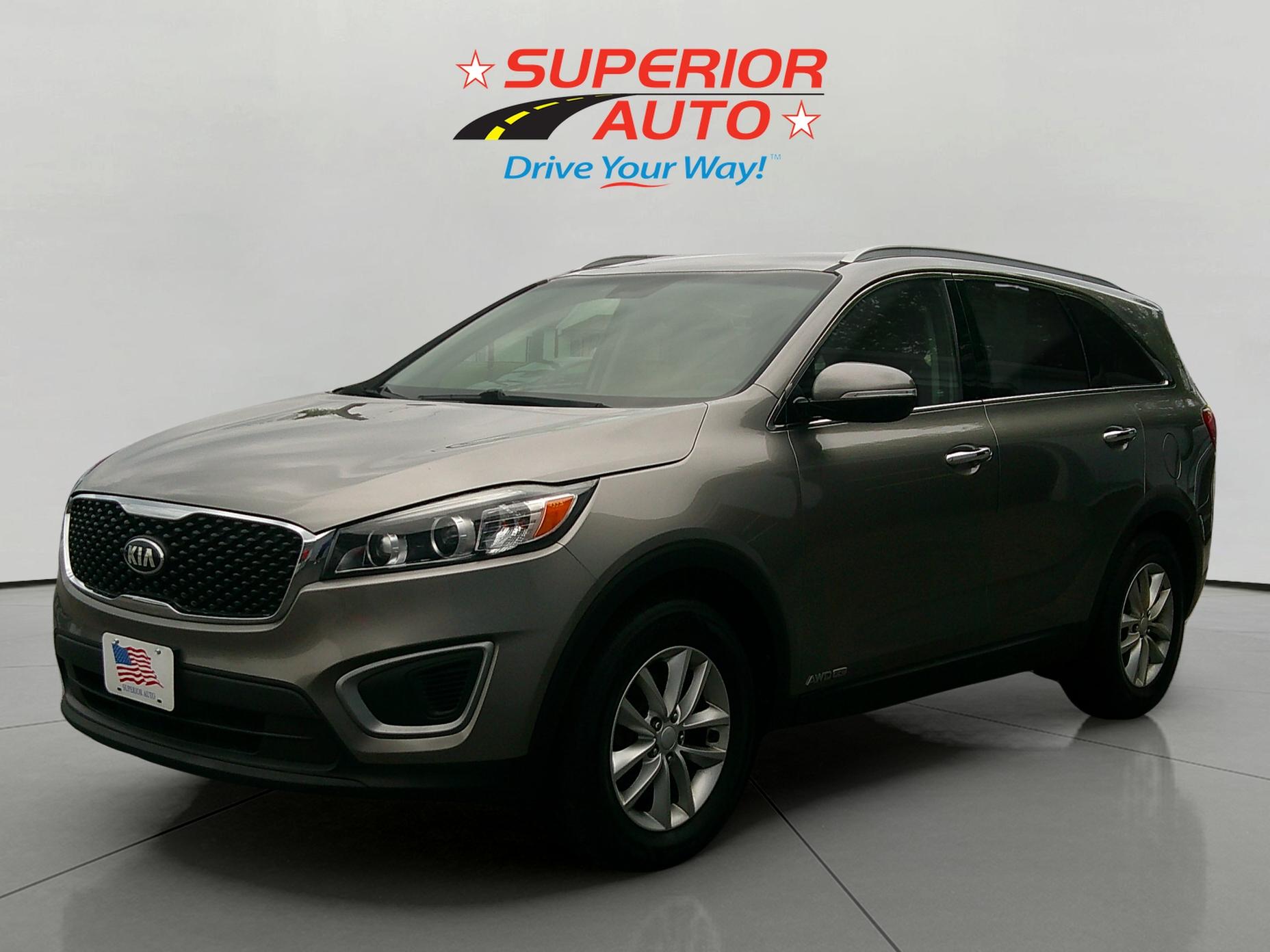 2016 Kia Sorento LX's photo