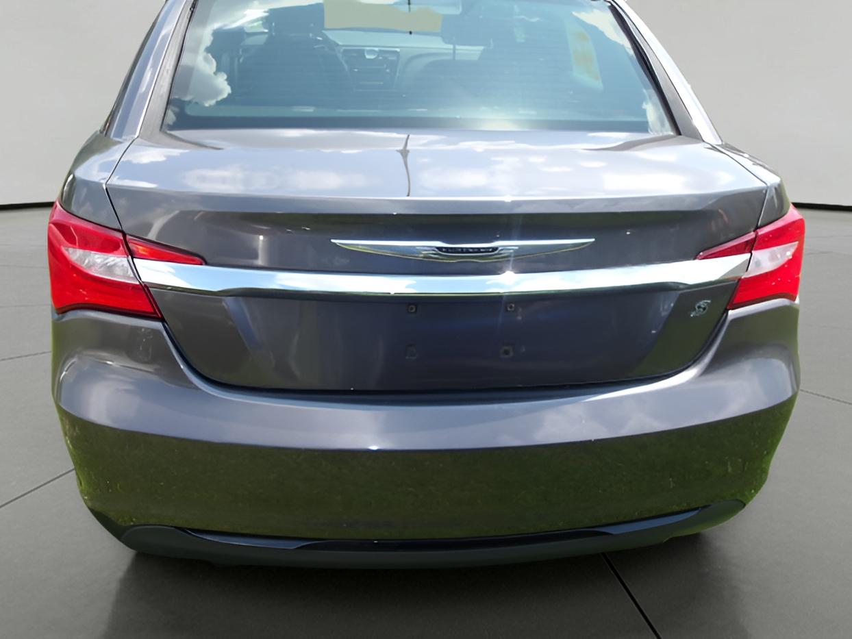 2014 Chrysler 200 Limited photo 4