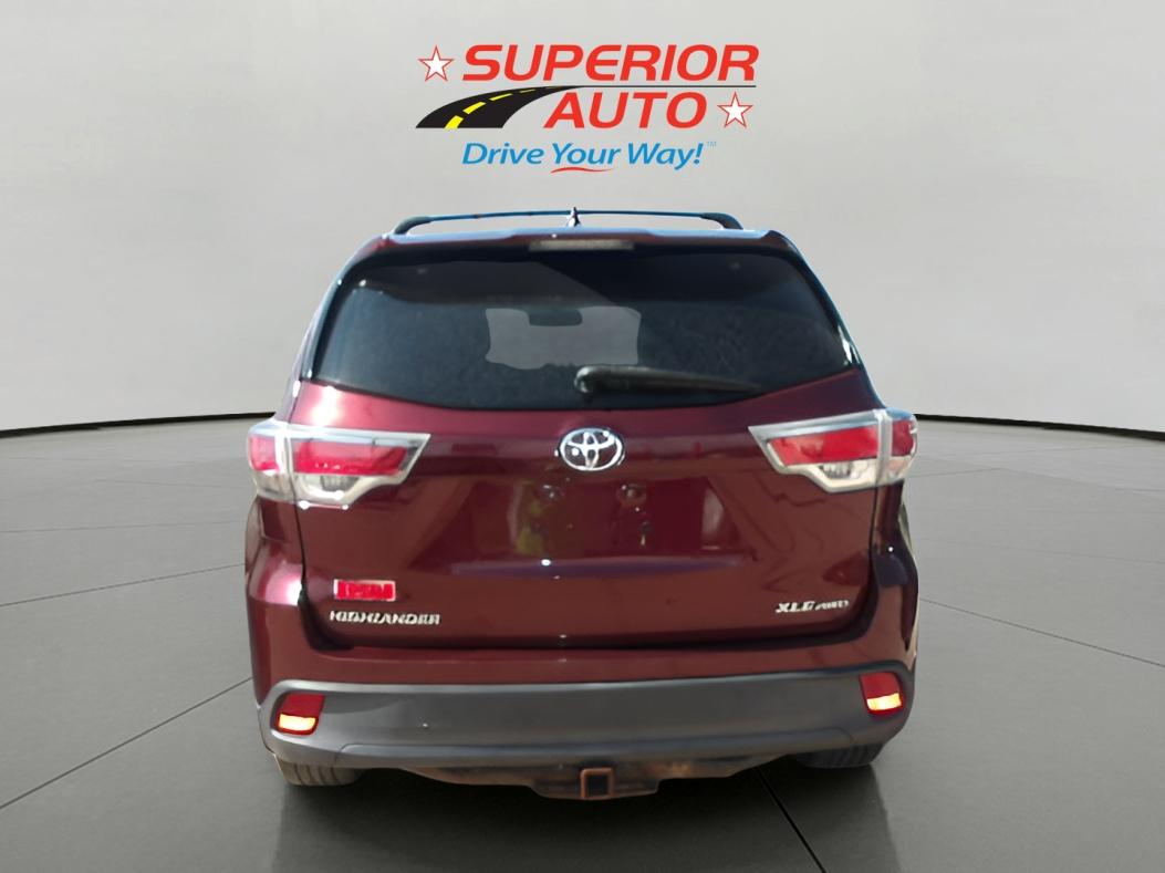 2015 Toyota Highlander XLE photo 4
