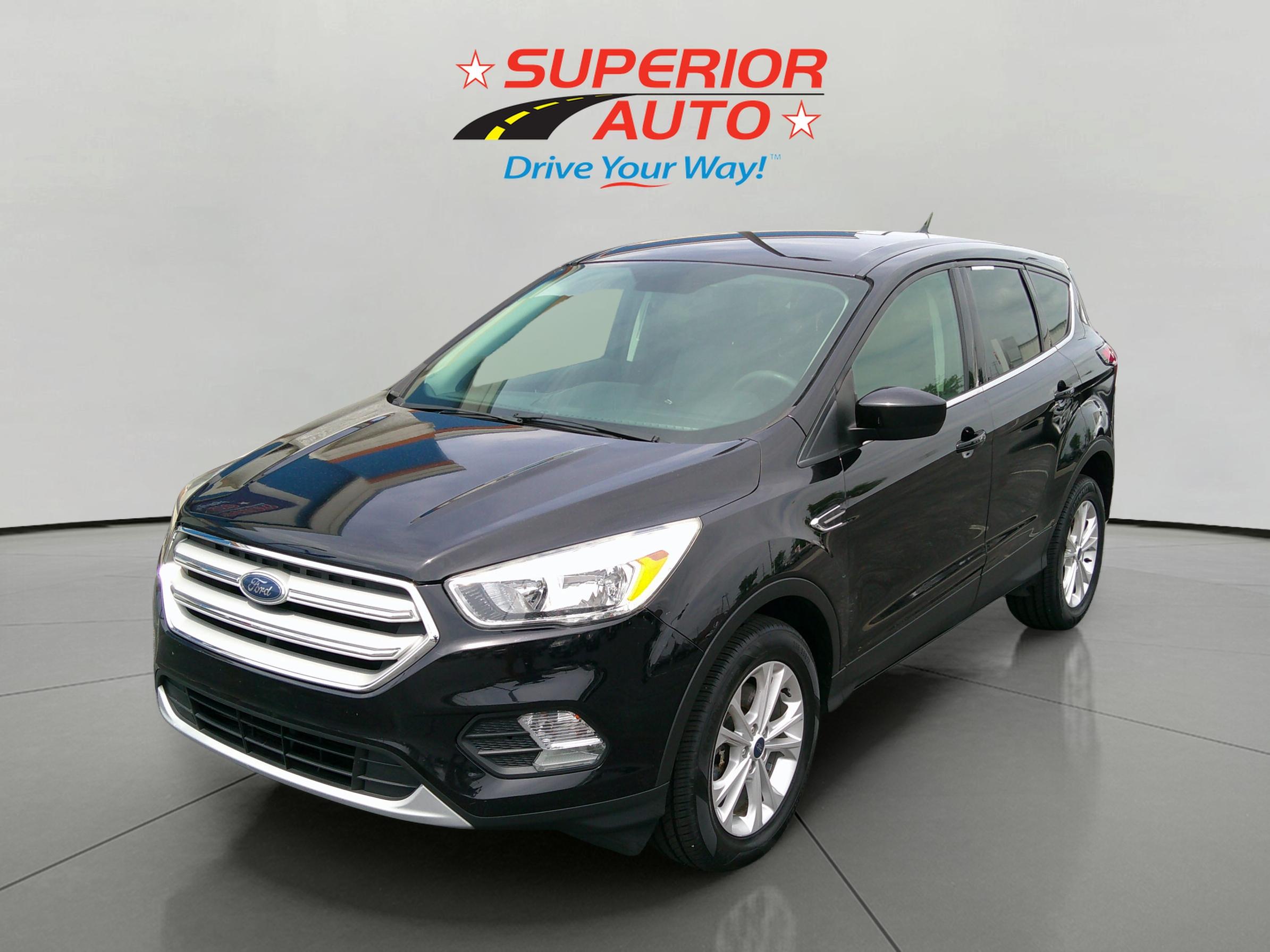 2019 Ford Escape SE's photo