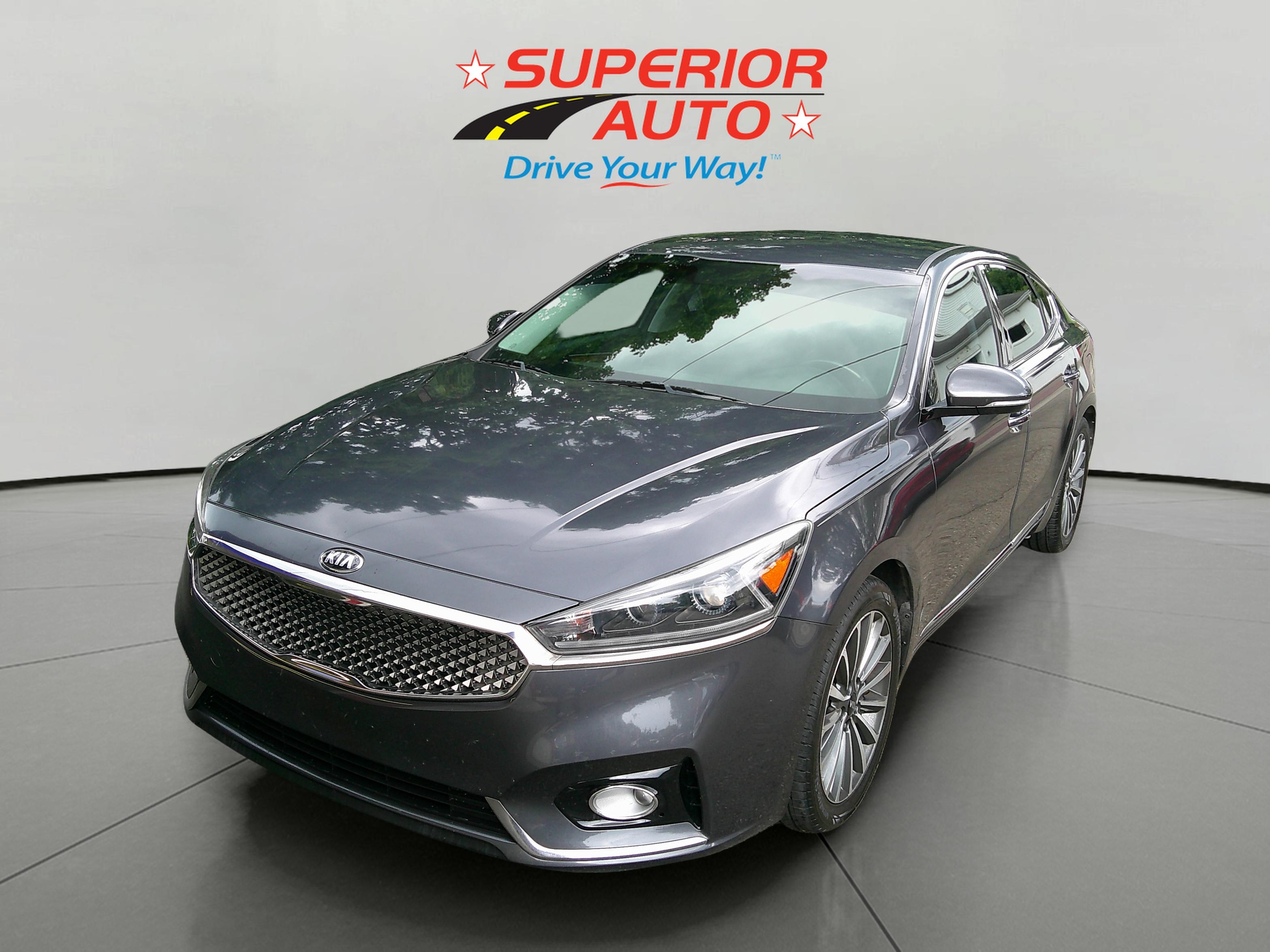 2018 Kia Cadenza Premium's photo
