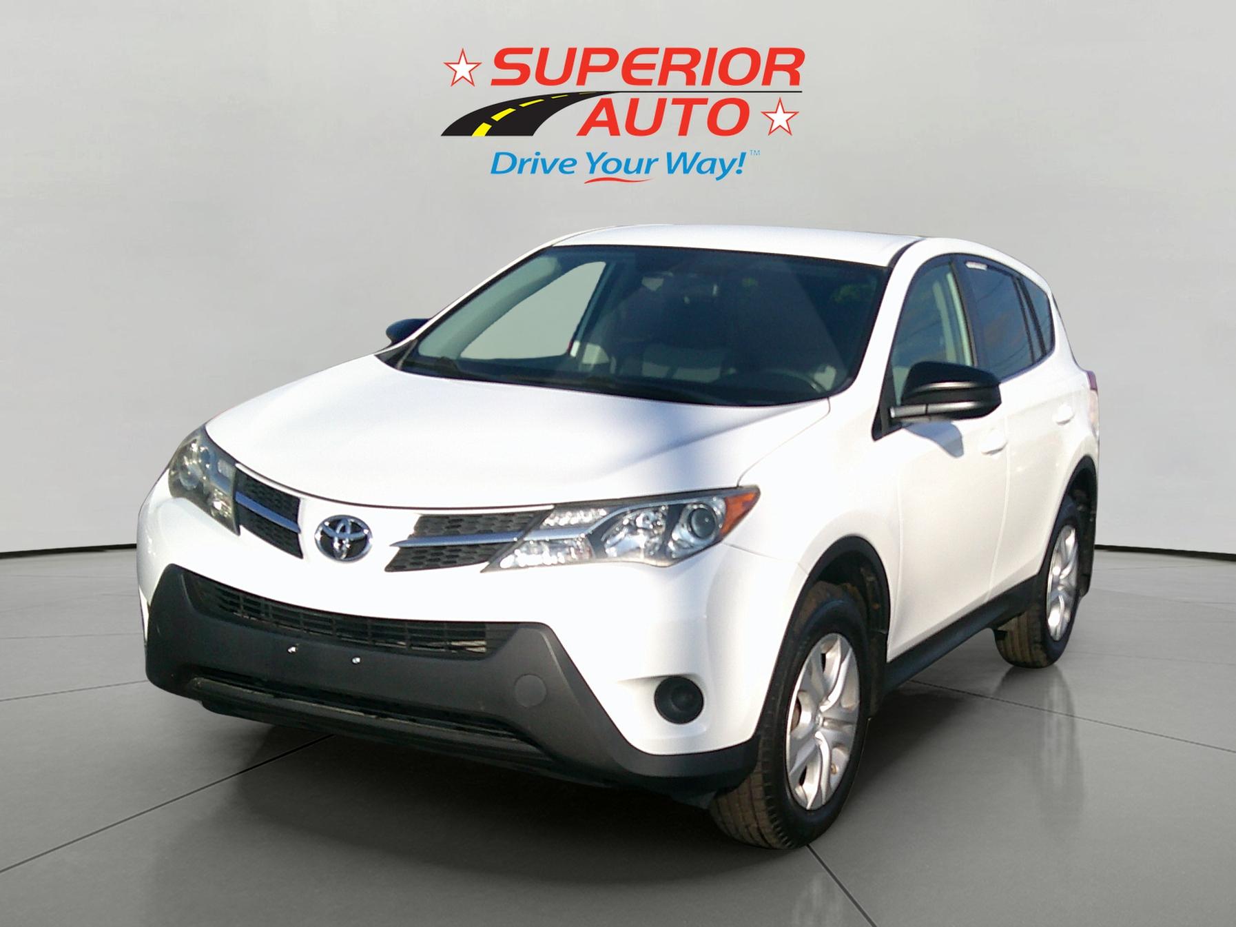 2015 Toyota RAV4 LE's photo