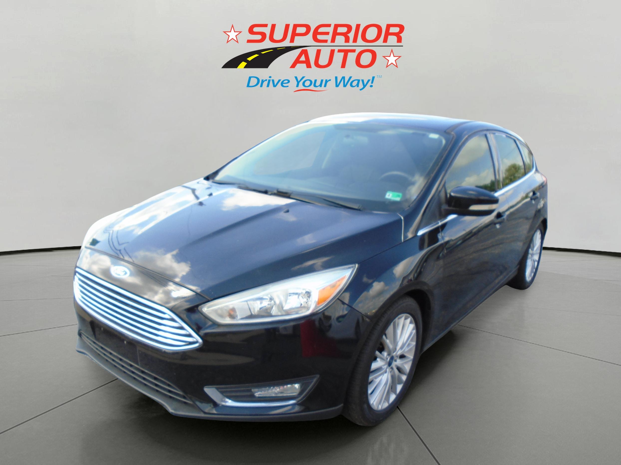 2018 Ford Focus Titanium's photo