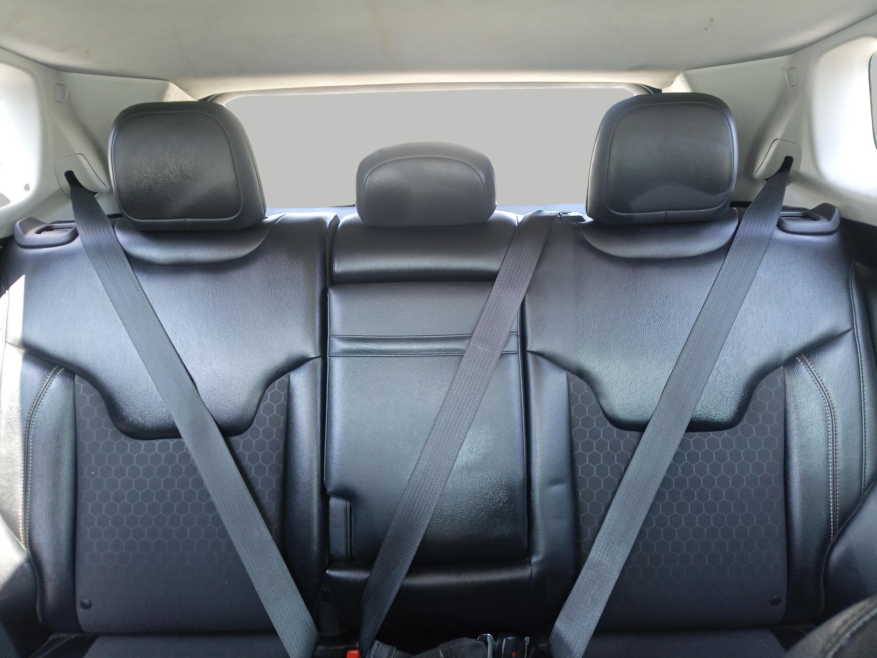 2017 Jeep Compass Latitude photo 3