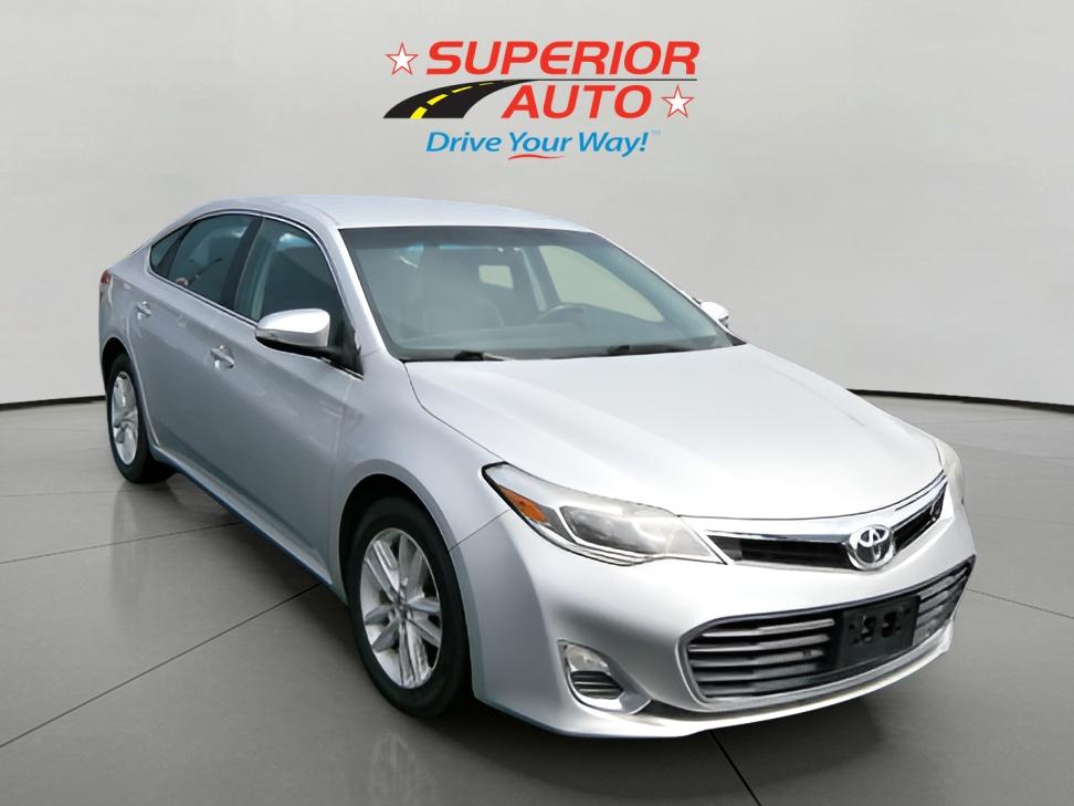 2014 Toyota Avalon XLE photo 2