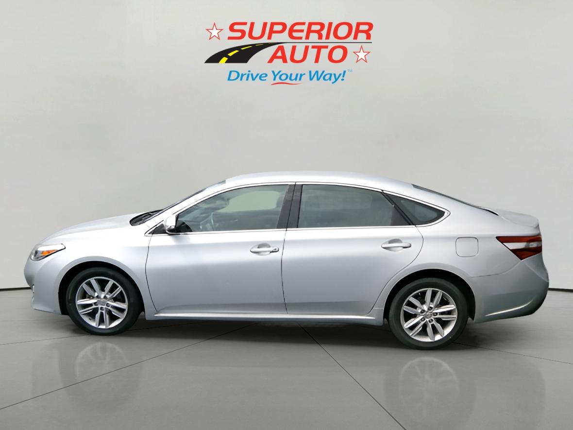 2014 Toyota Avalon XLE photo 3