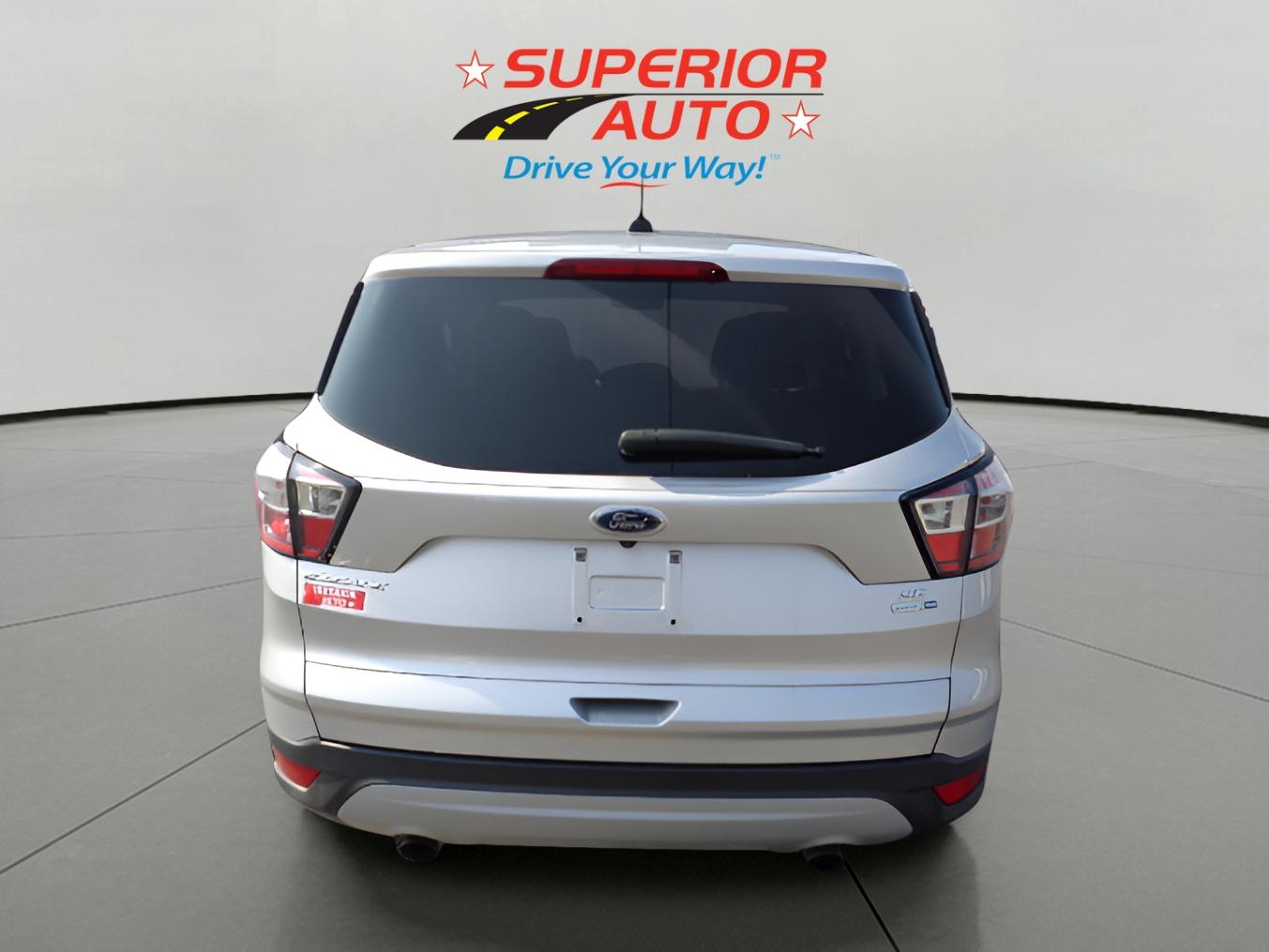 2017 Ford Escape SE photo 2