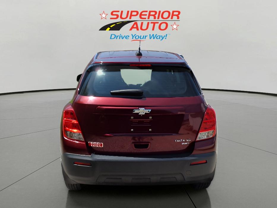 2016 Chevrolet Trax LS photo 3