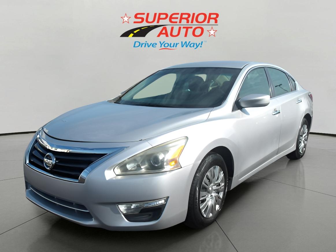 2014 Nissan Altima S's photo
