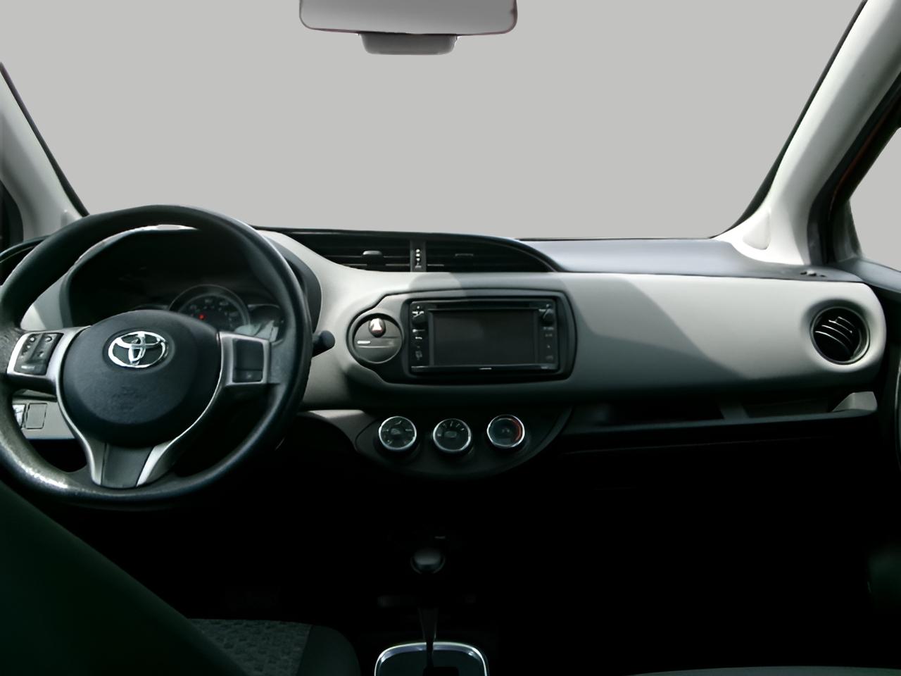 2017 Toyota Yaris L photo 3