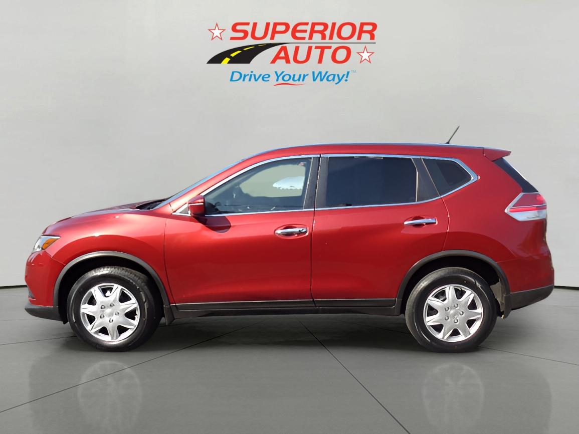 2015 Nissan Rogue S photo 3