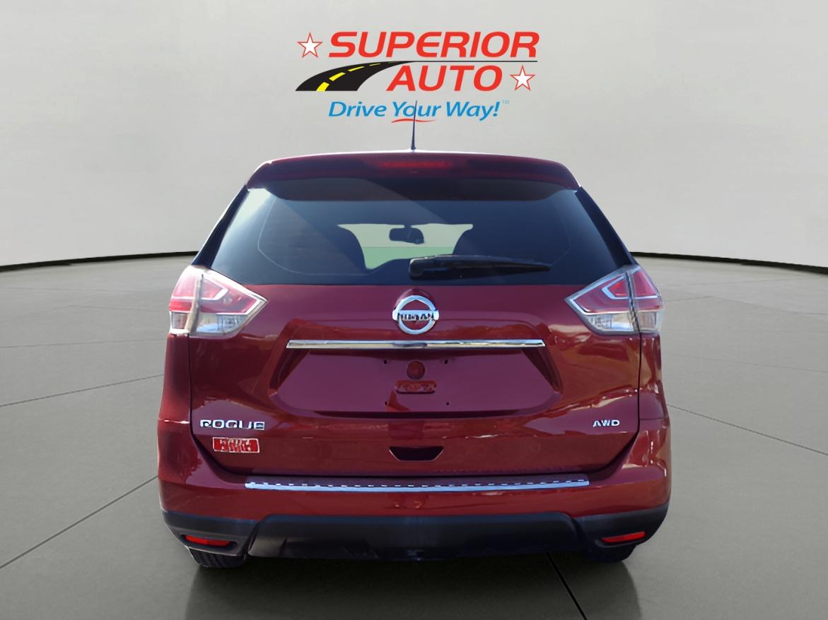 2015 Nissan Rogue S photo 4