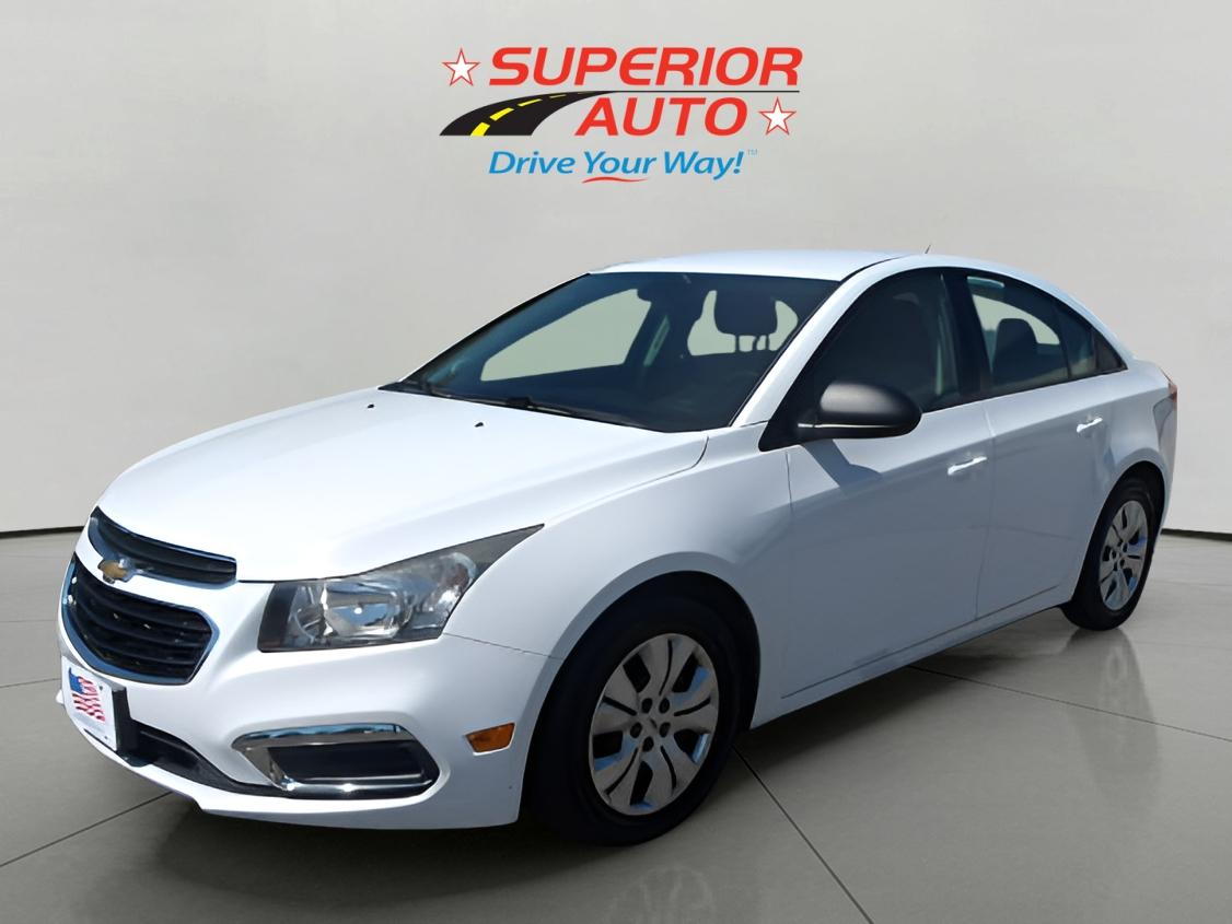 2015 Chevrolet Cruze LS's photo