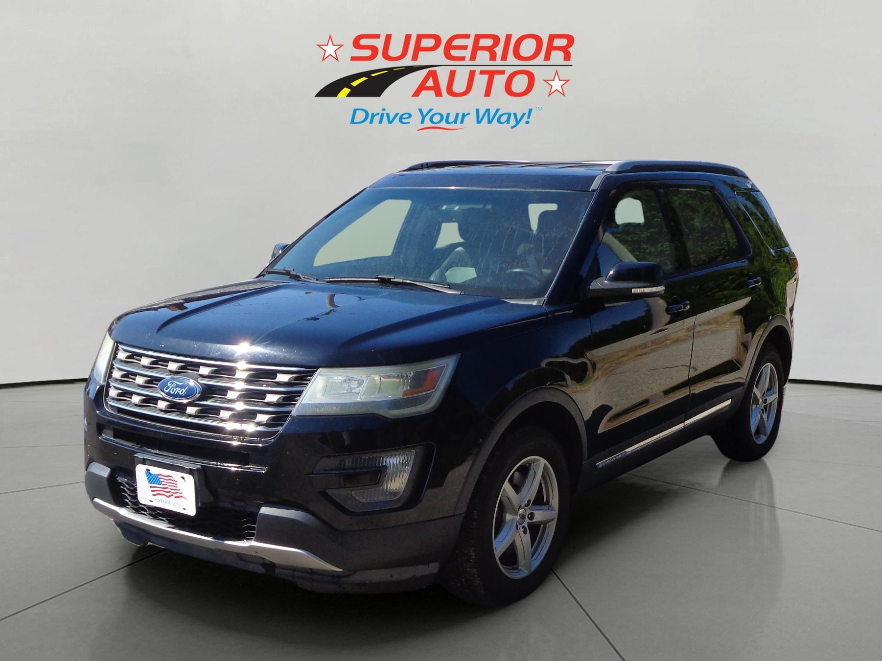 2016 Ford Explorer XLT's photo