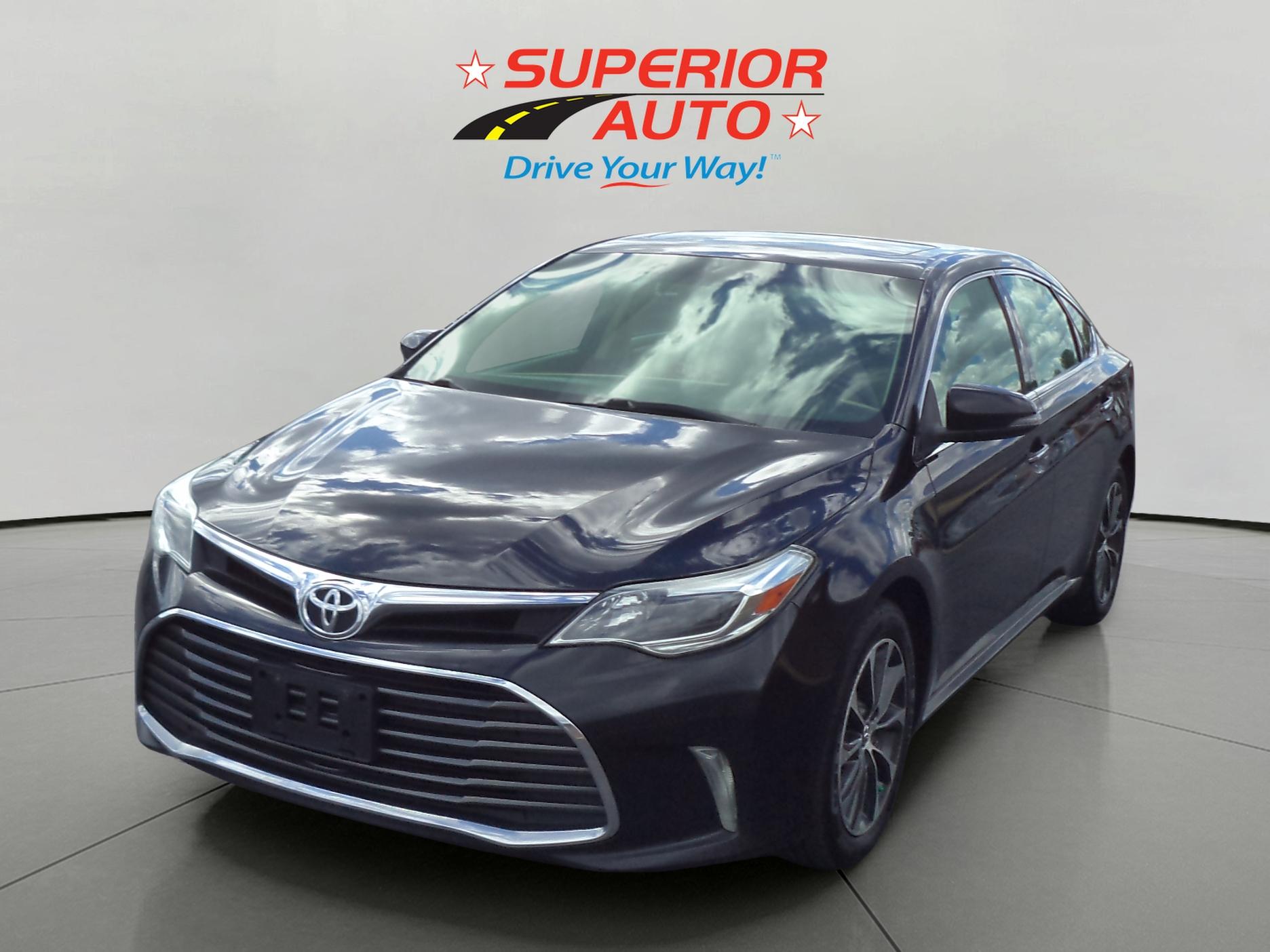 2016 Toyota Avalon XLE Premium's photo