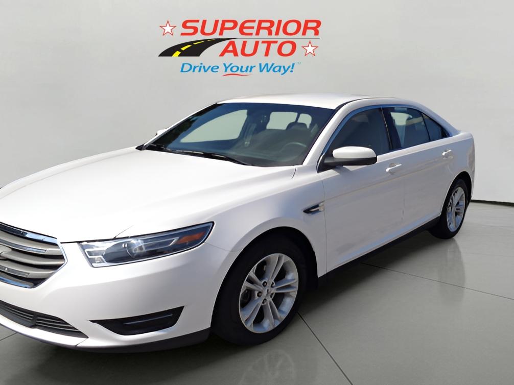 2018 Ford Taurus SEL's photo