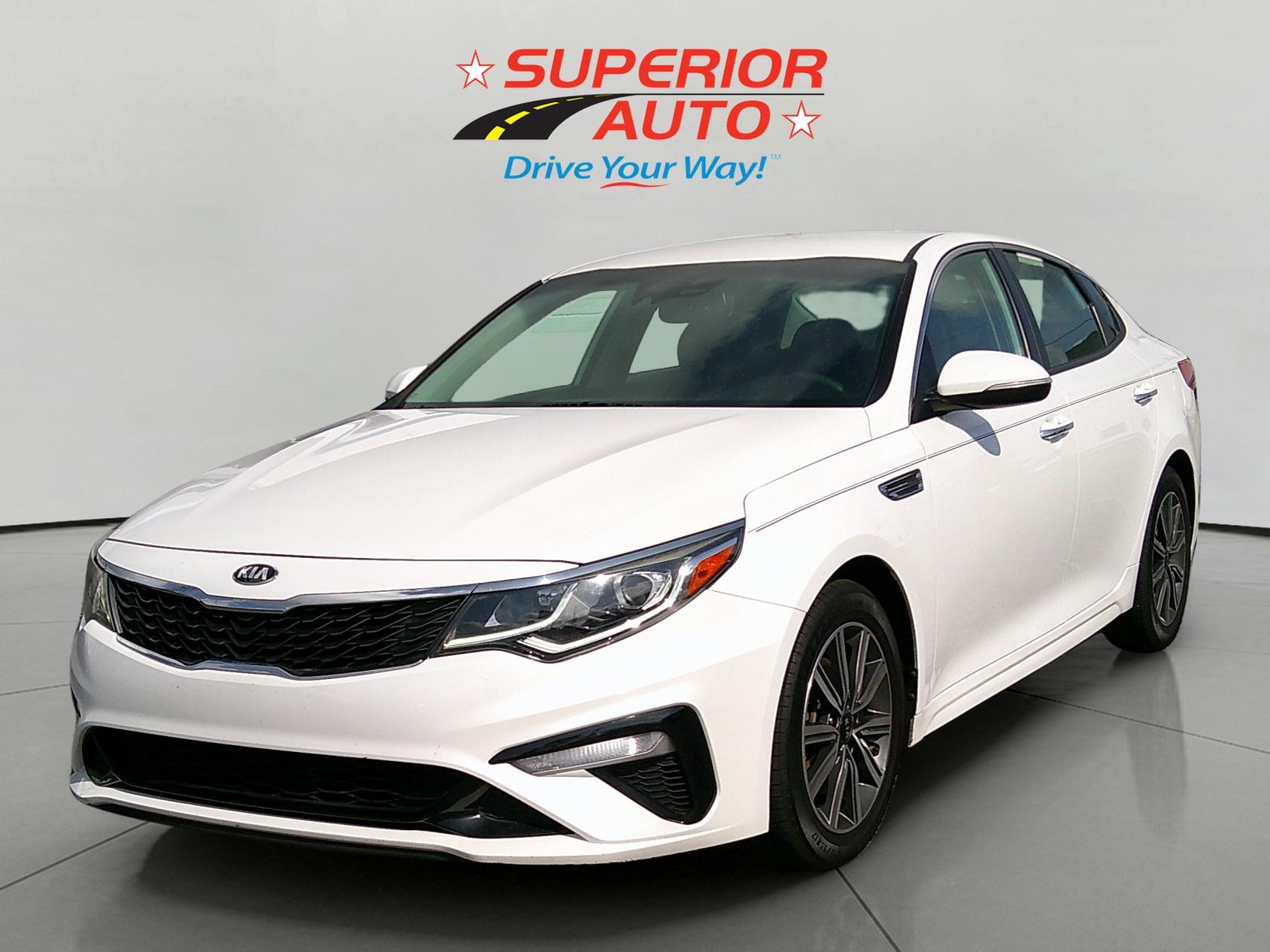 2019 Kia Optima LX's photo
