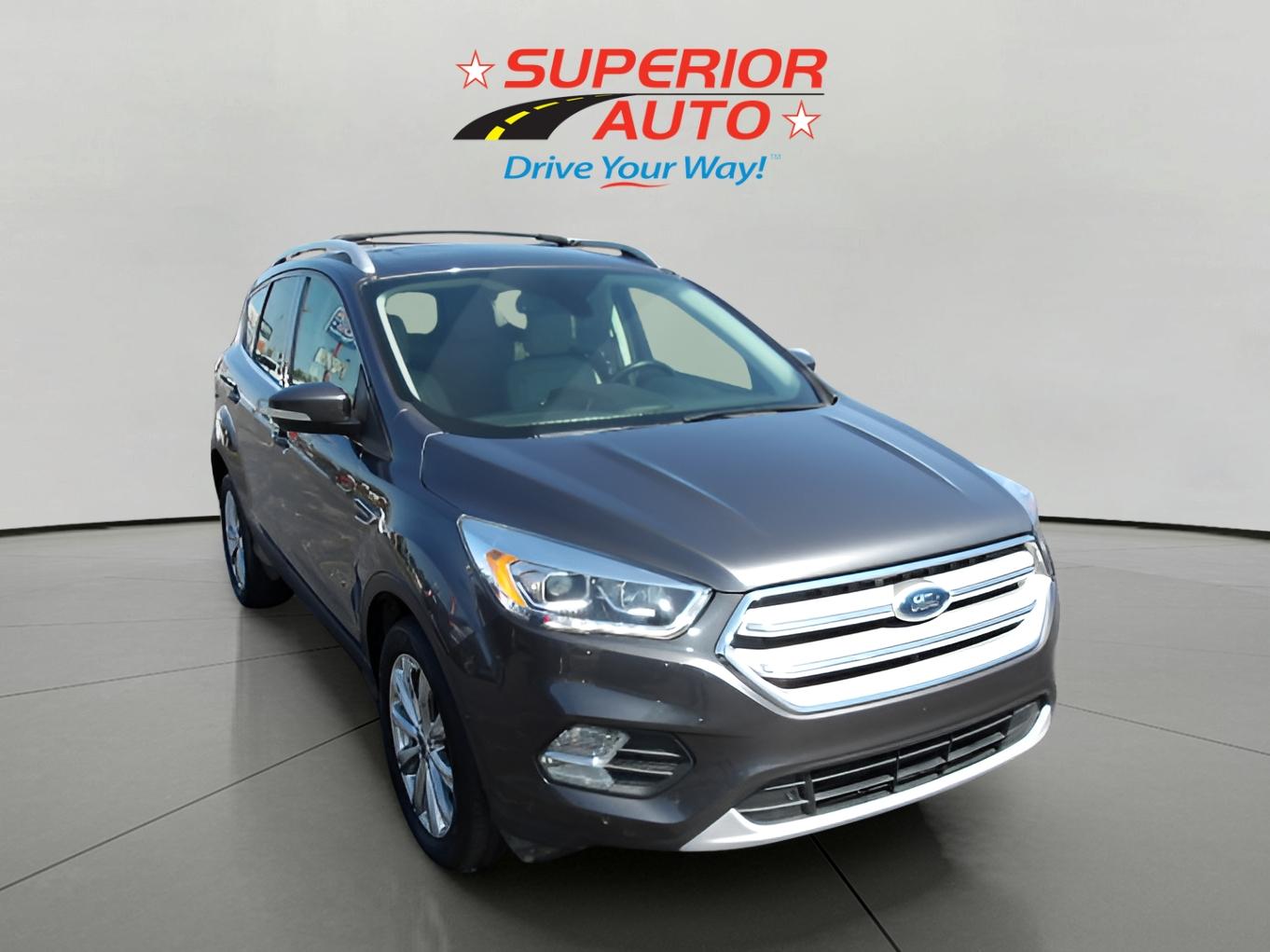 2018 Ford Escape Titanium photo 2