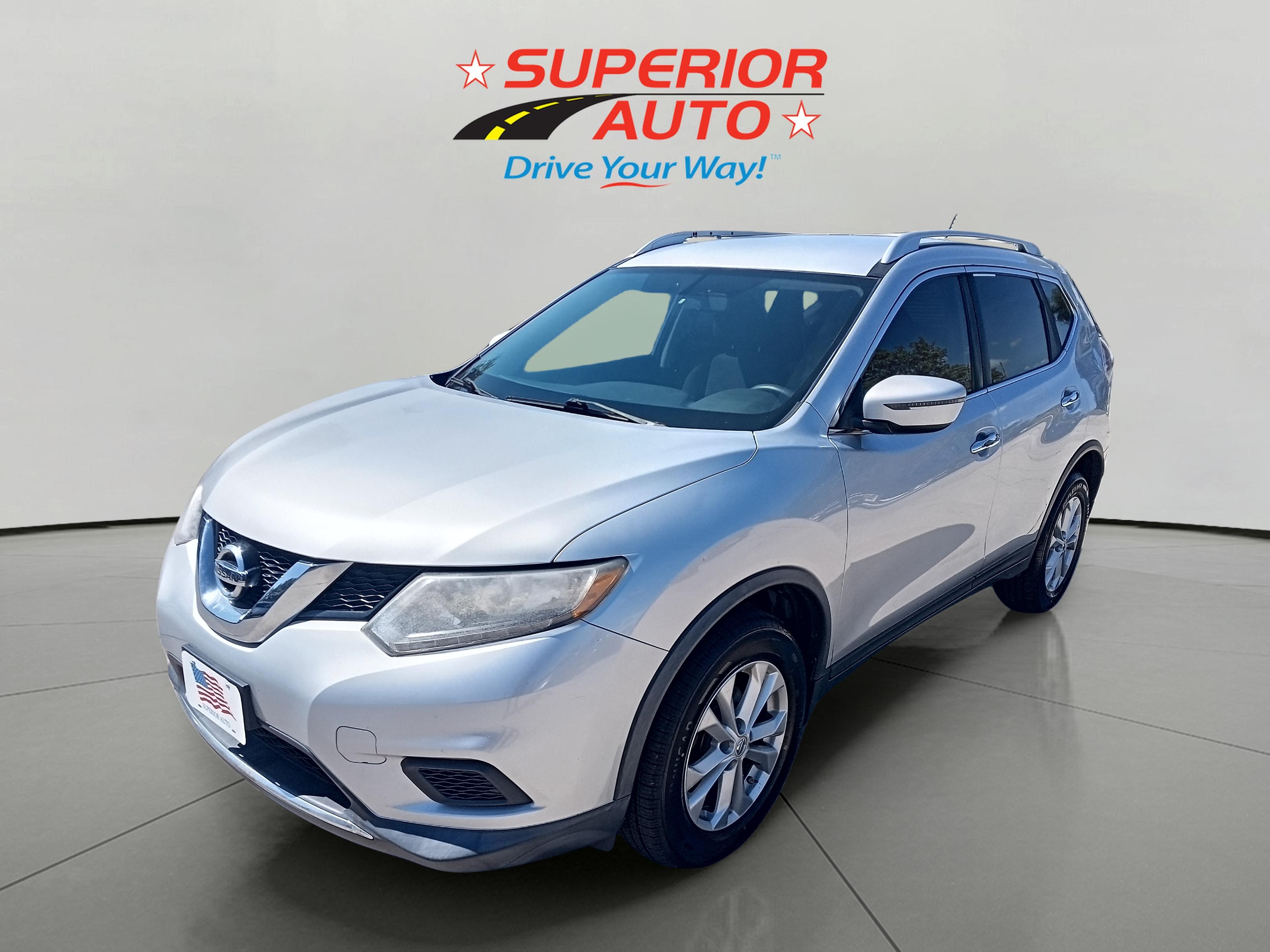 2016 Nissan Rogue SV's photo
