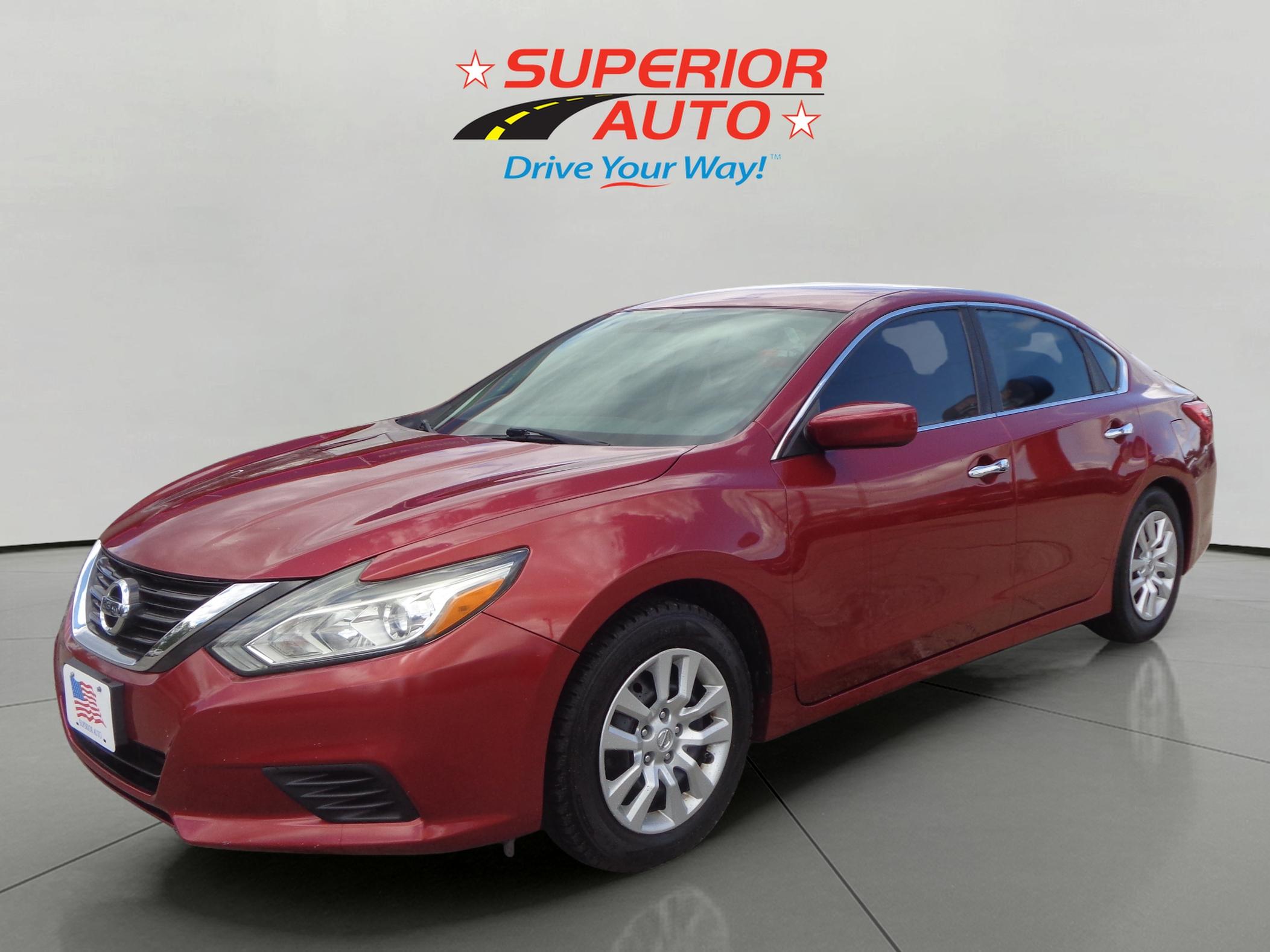 2016 Nissan Altima S's photo