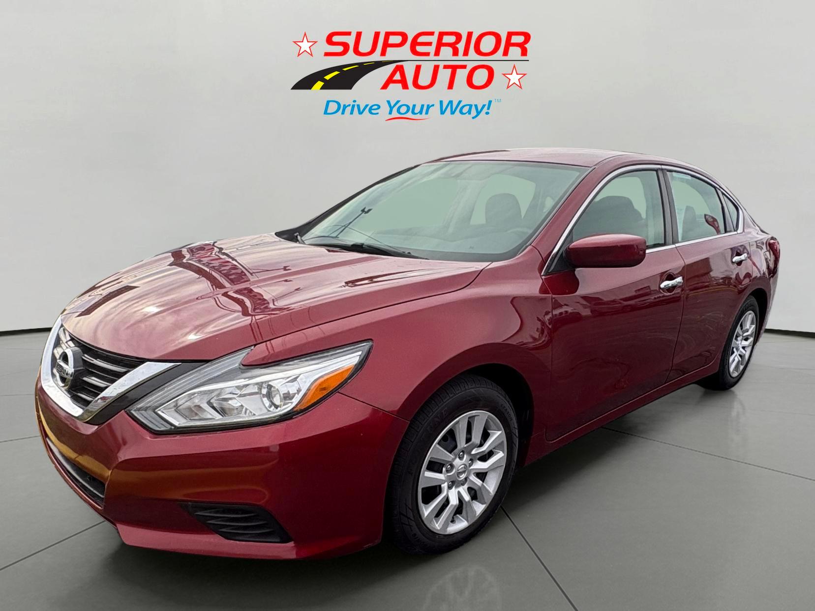 2016 Nissan Altima S's photo