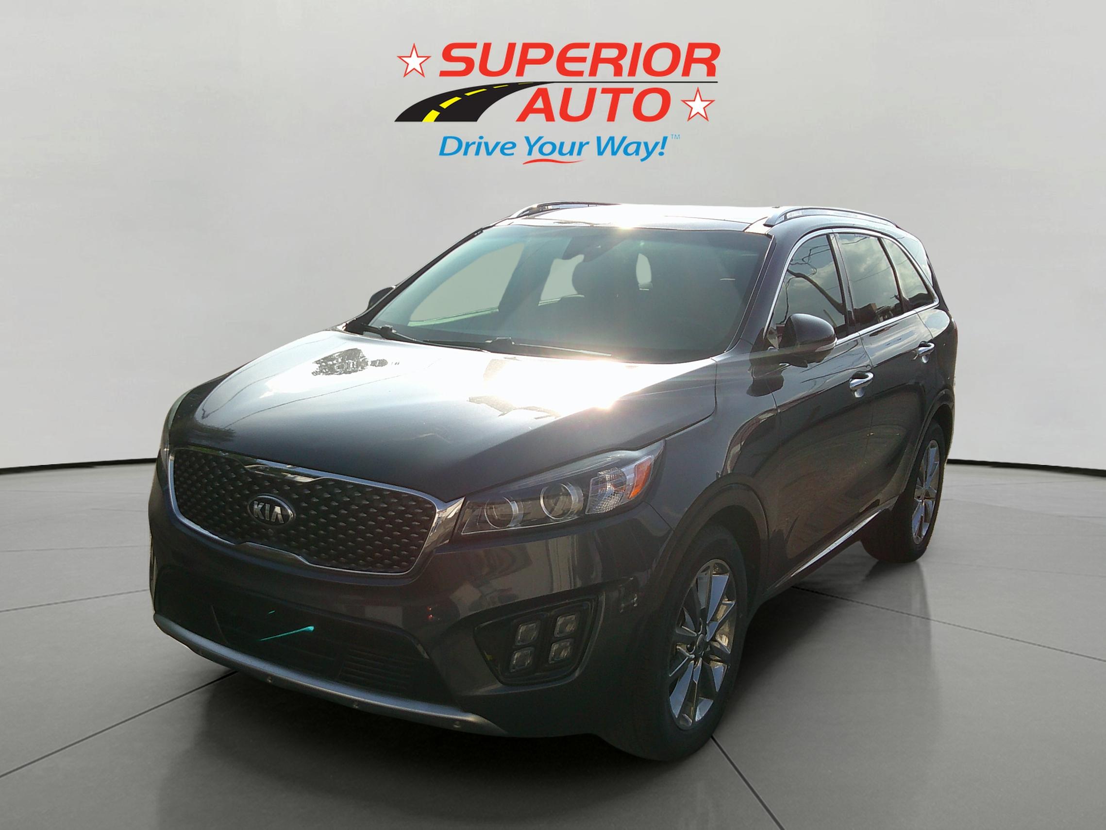 2016 Kia Sorento Limited's photo