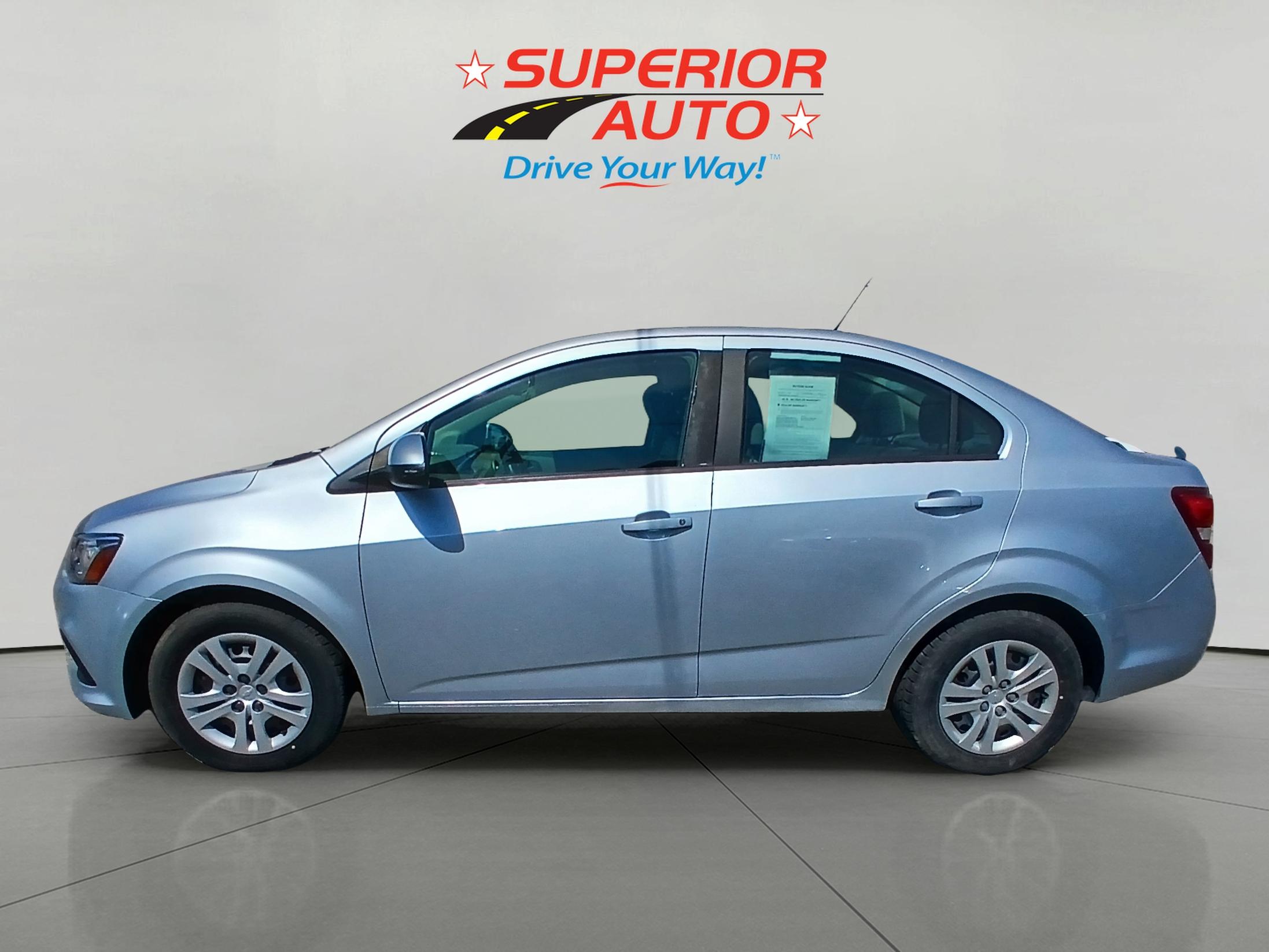 2017 Chevrolet Sonic LS photo 3