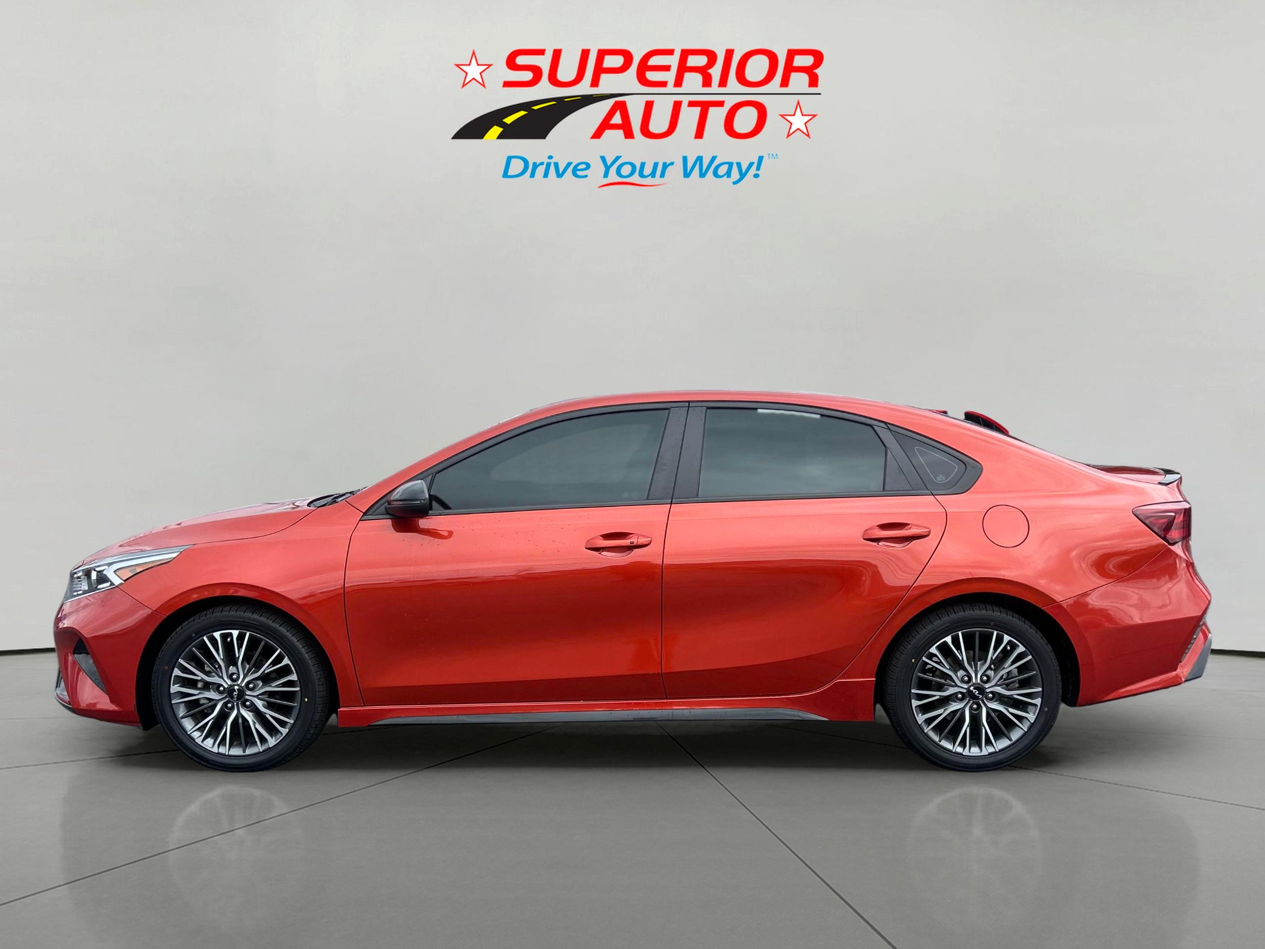 2023 Kia Forte GT-Line photo 3