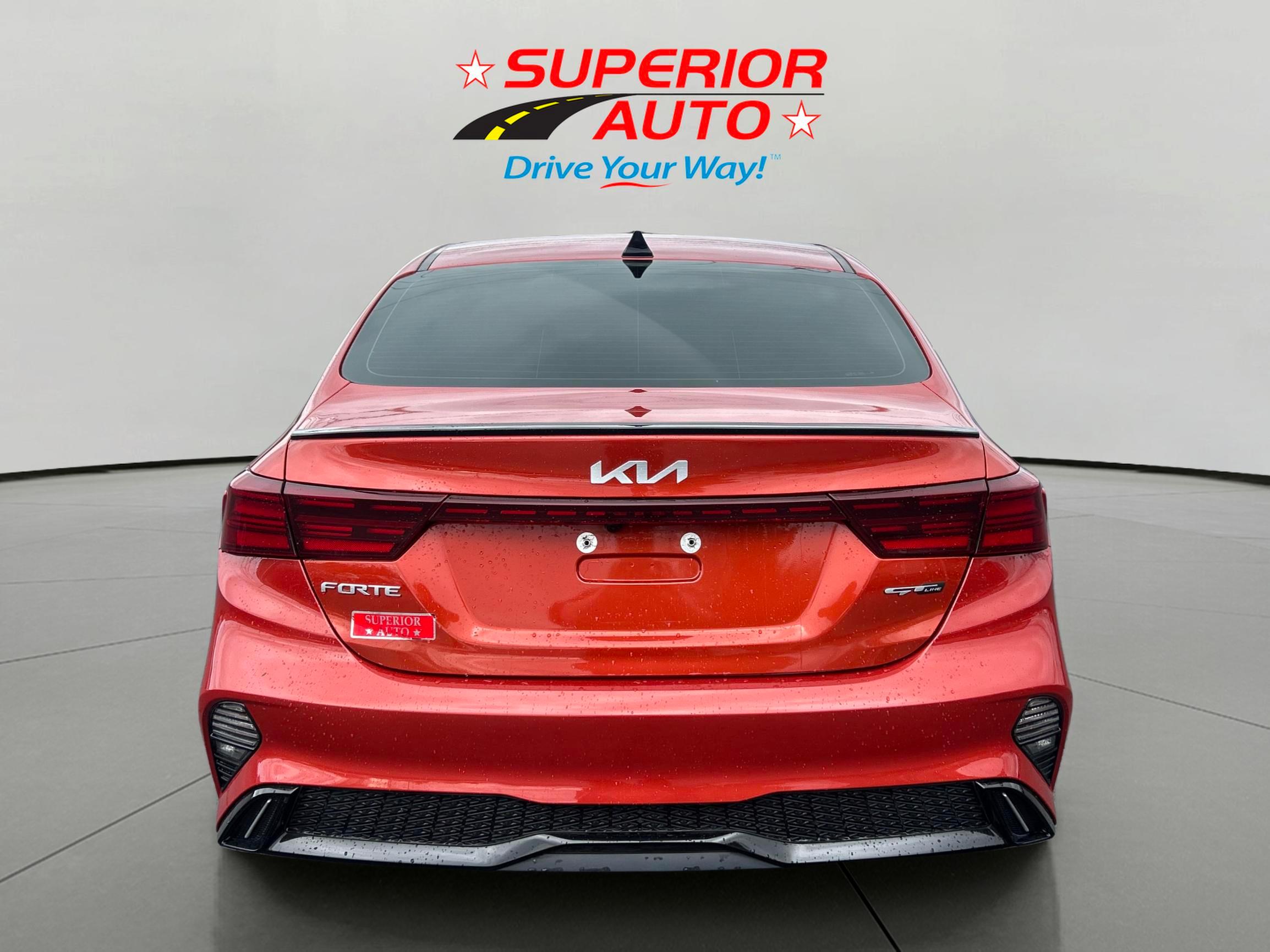 2023 Kia Forte GT-Line photo 4