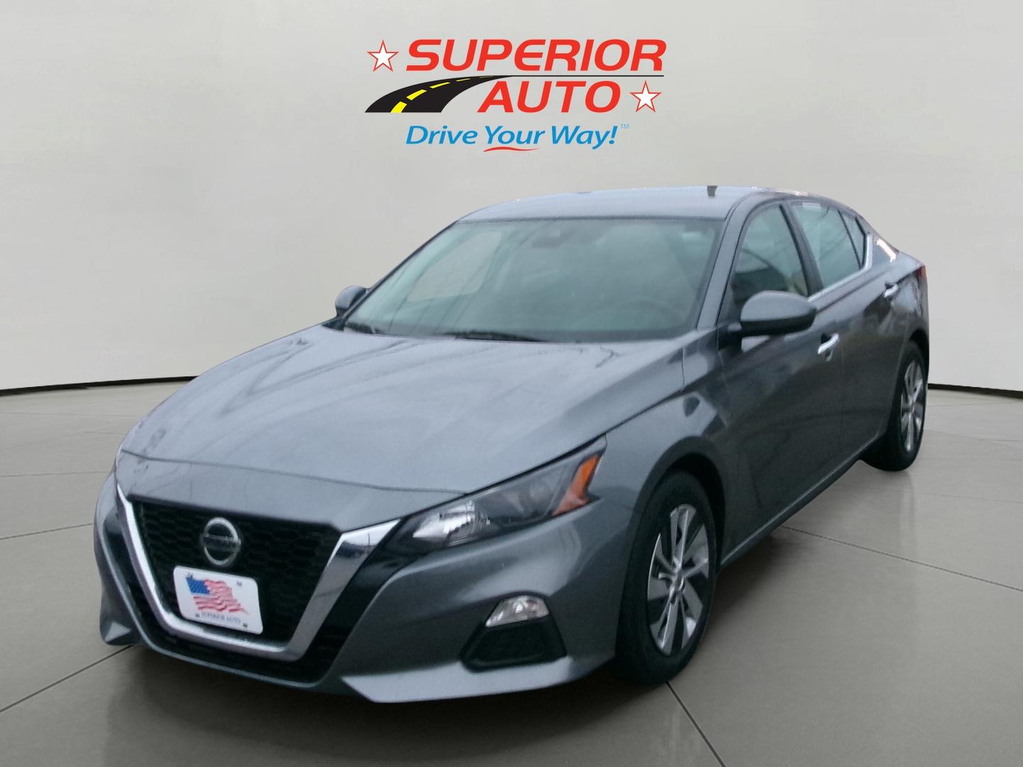 2022 Nissan Altima S's photo