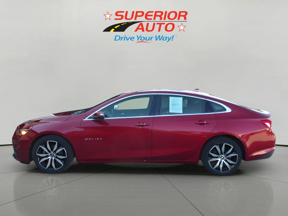 2017 Chevrolet Malibu 1LT photo 3