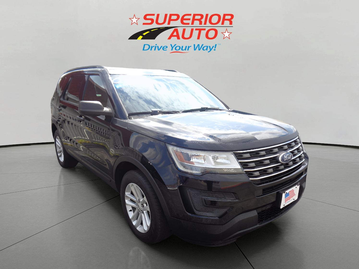 2017 Ford Explorer Base photo 2