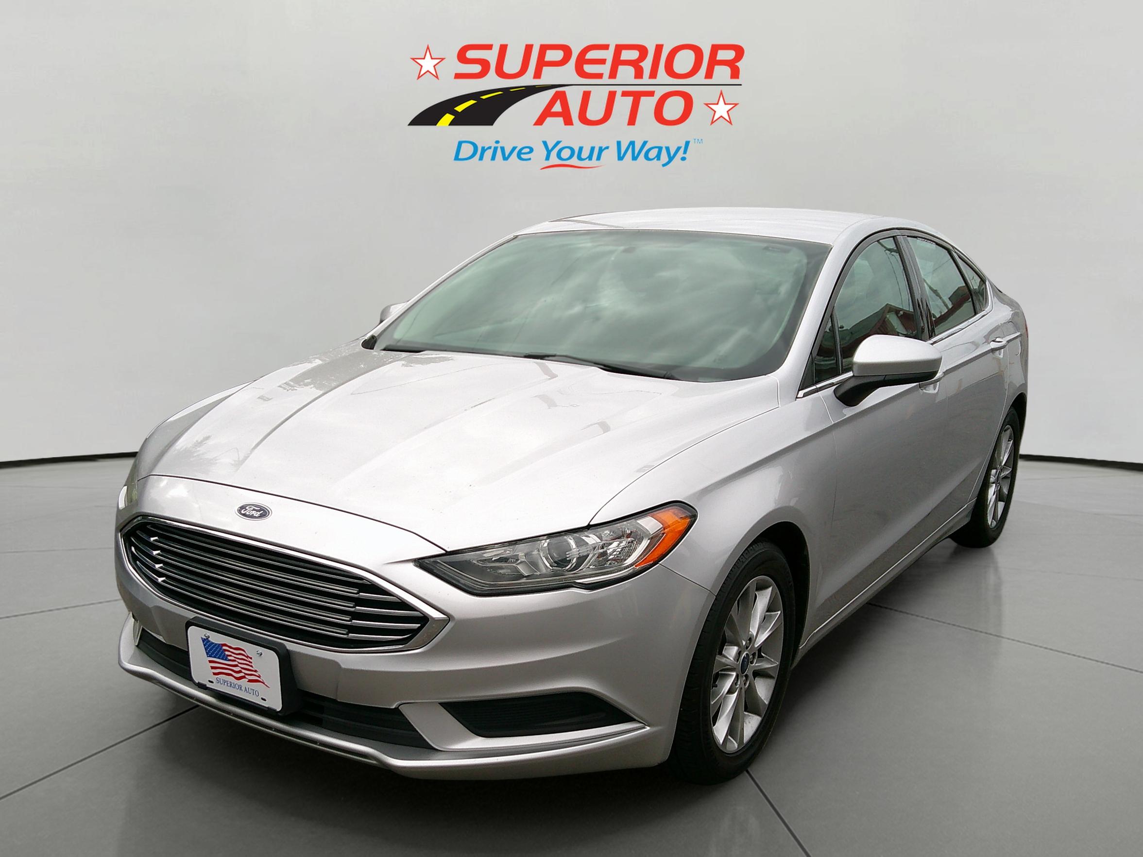 2017 Ford Fusion SE's photo