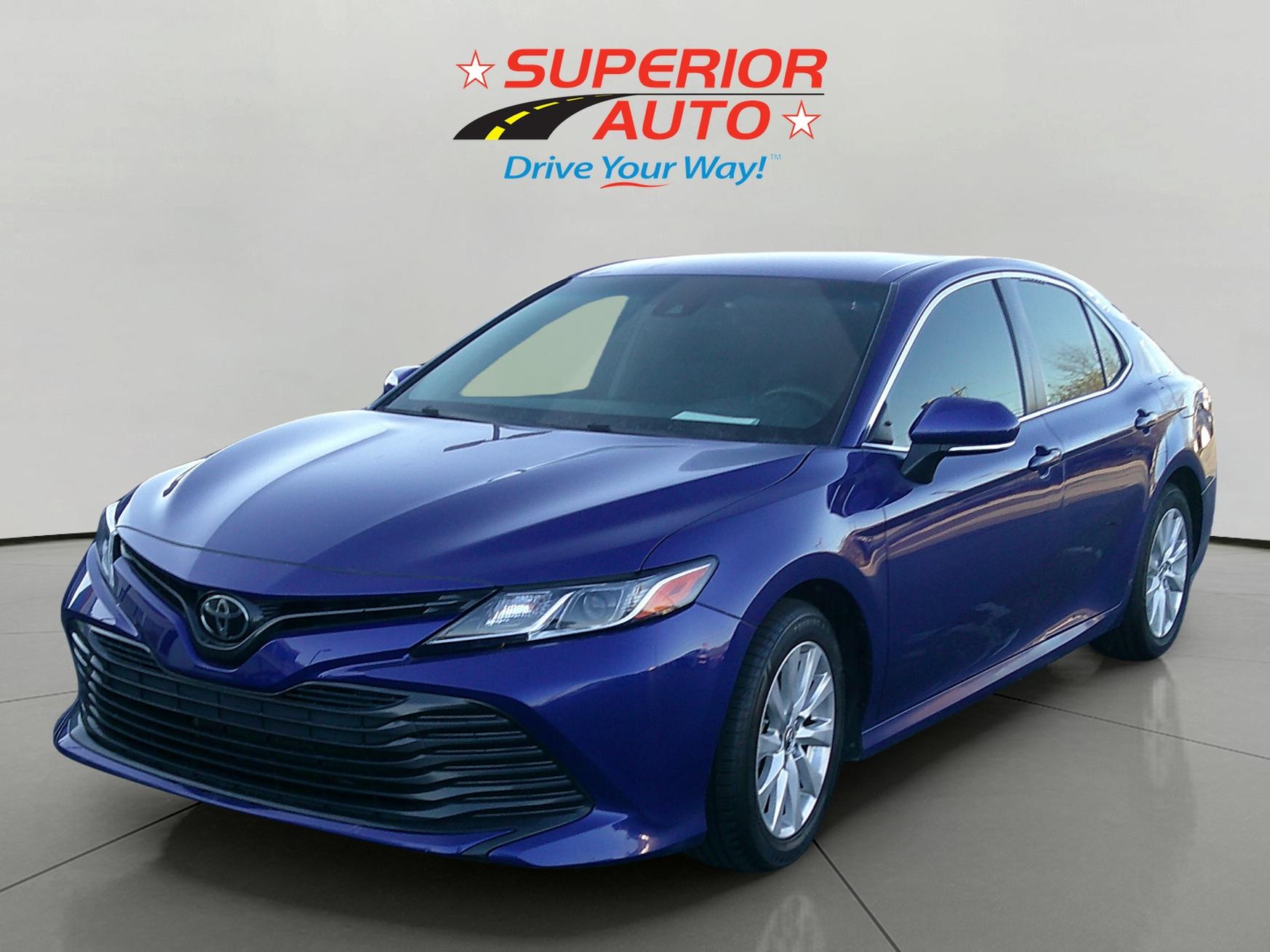 2018 Toyota Camry LE's photo