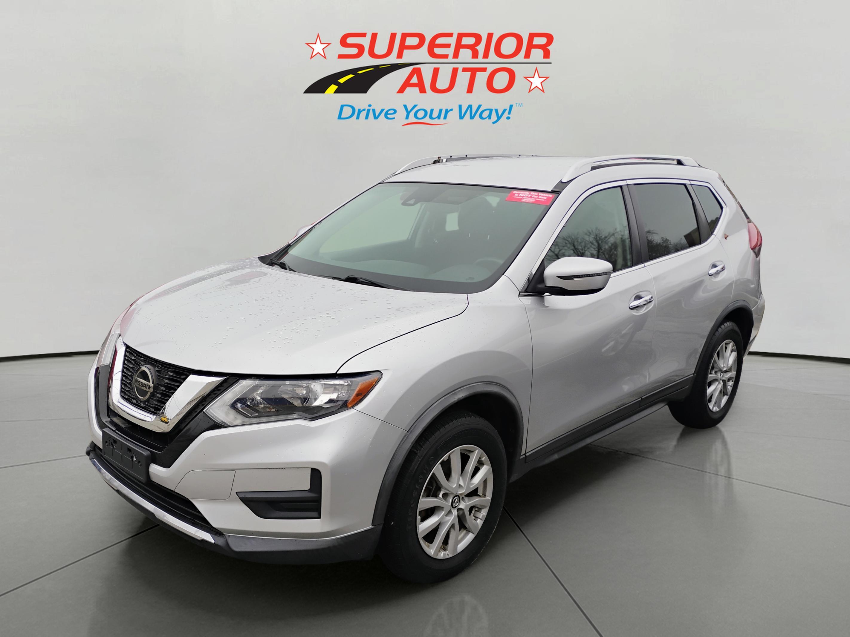 2020 Nissan Rogue SV's photo
