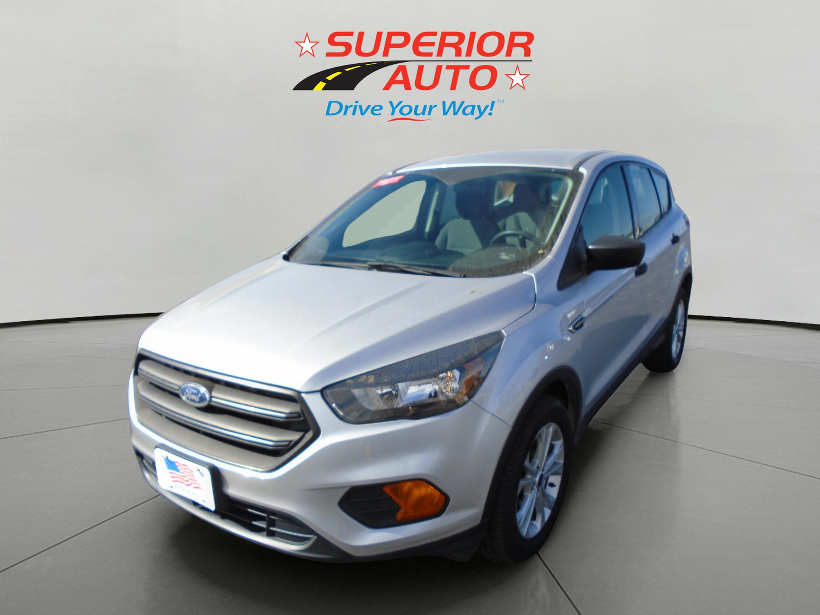 2019 Ford Escape S's photo