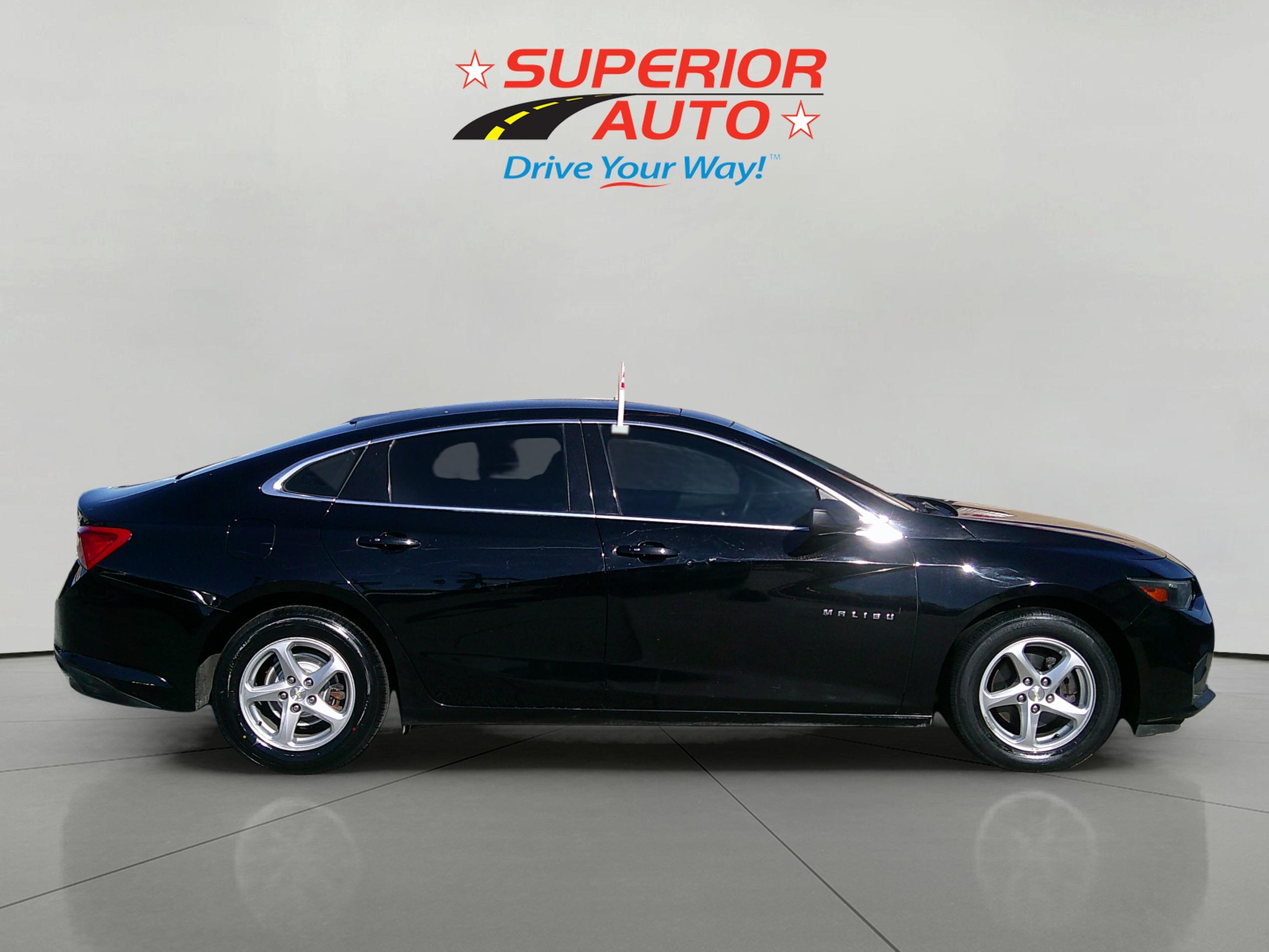 2016 Chevrolet Malibu LS photo 3