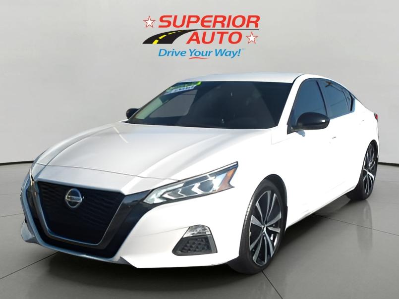 2020 Nissan Altima SR's photo