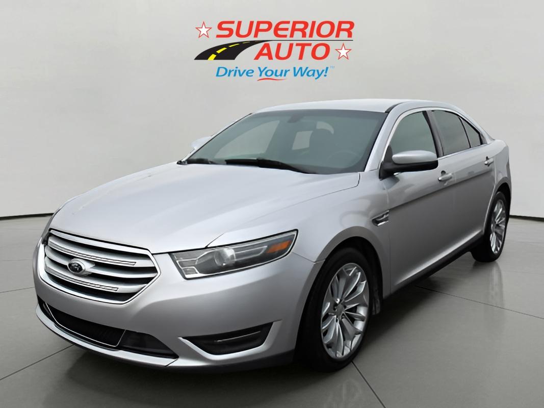 2016 Ford Taurus Limited's photo