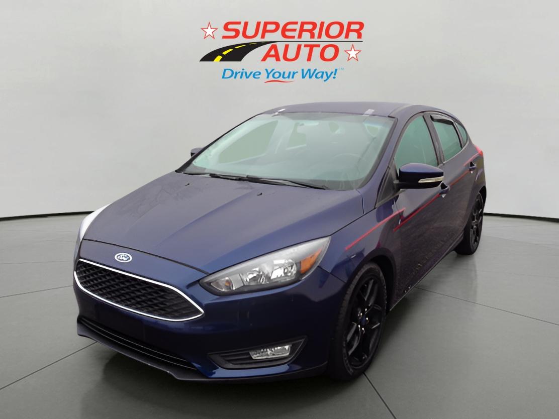 2016 Ford Focus SE's photo