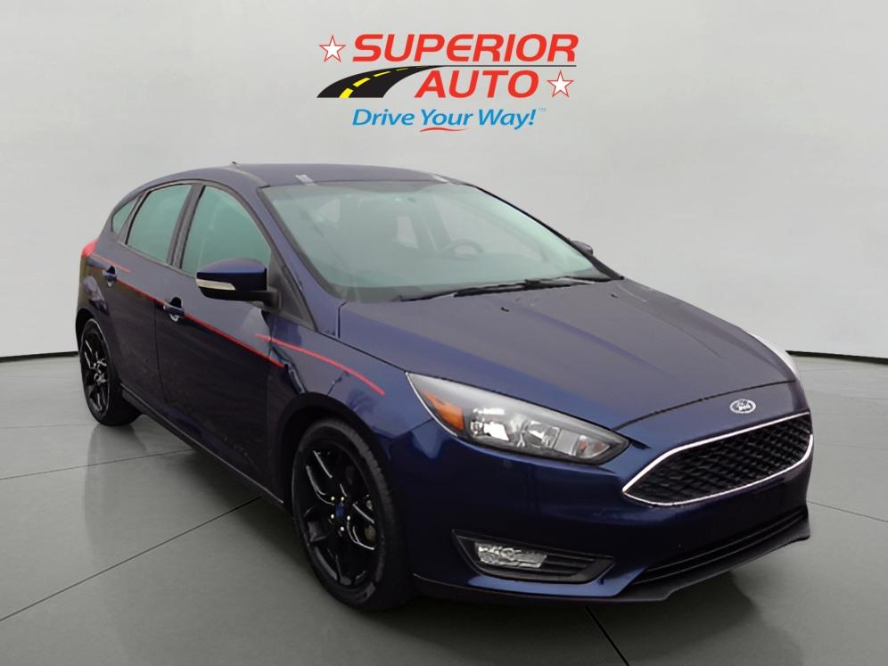 2016 Ford Focus SE photo 2