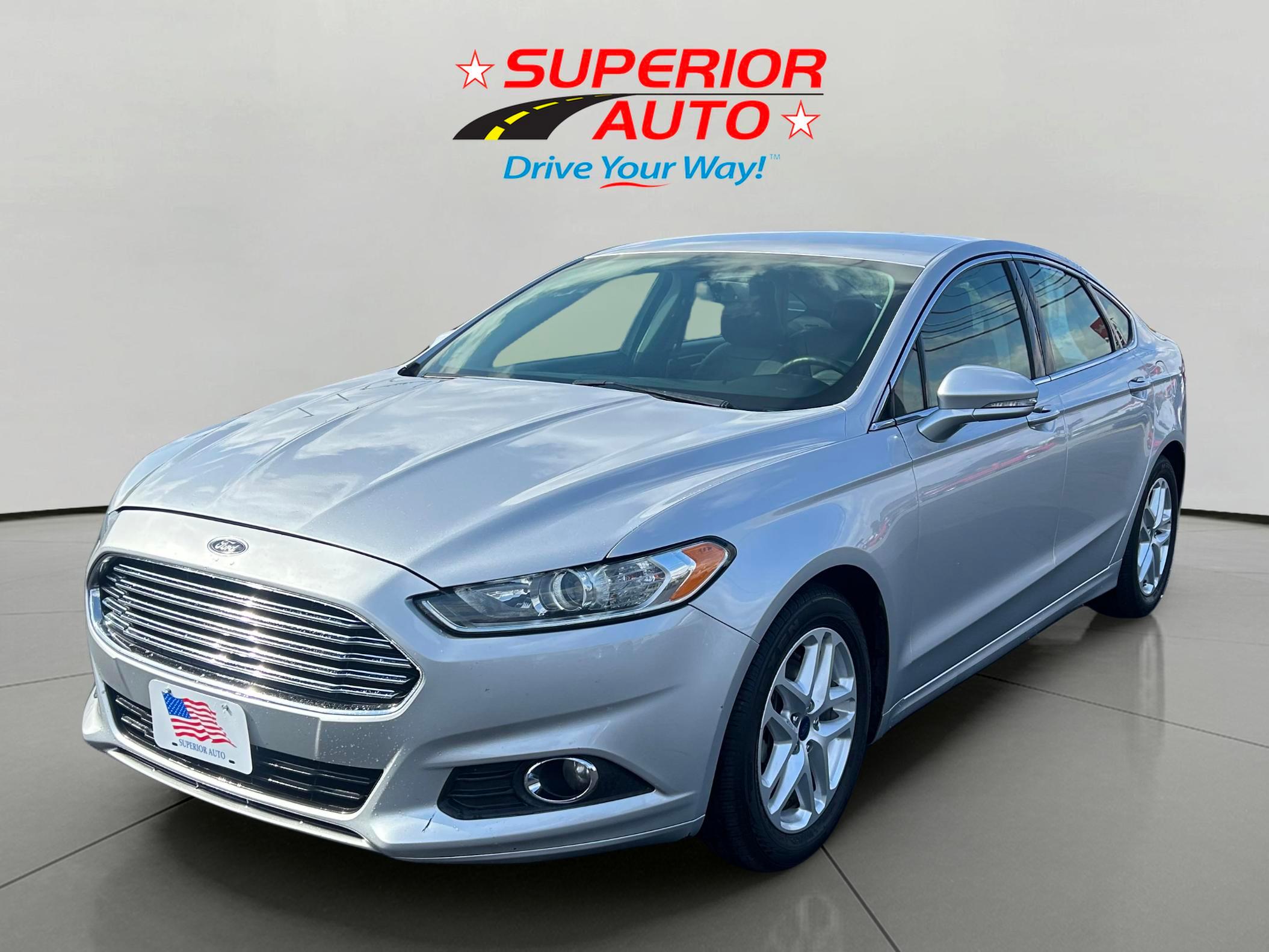 2016 Ford Fusion SE's photo