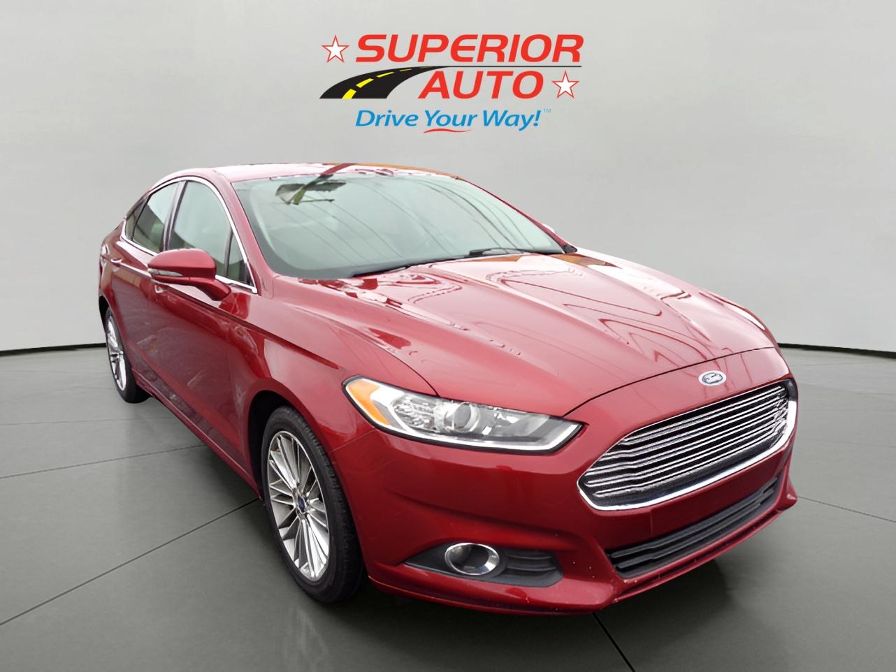 2014 Ford Fusion SE photo 2