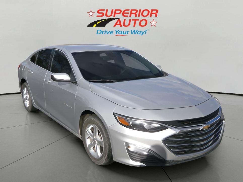 2021 Chevrolet Malibu LS photo 2